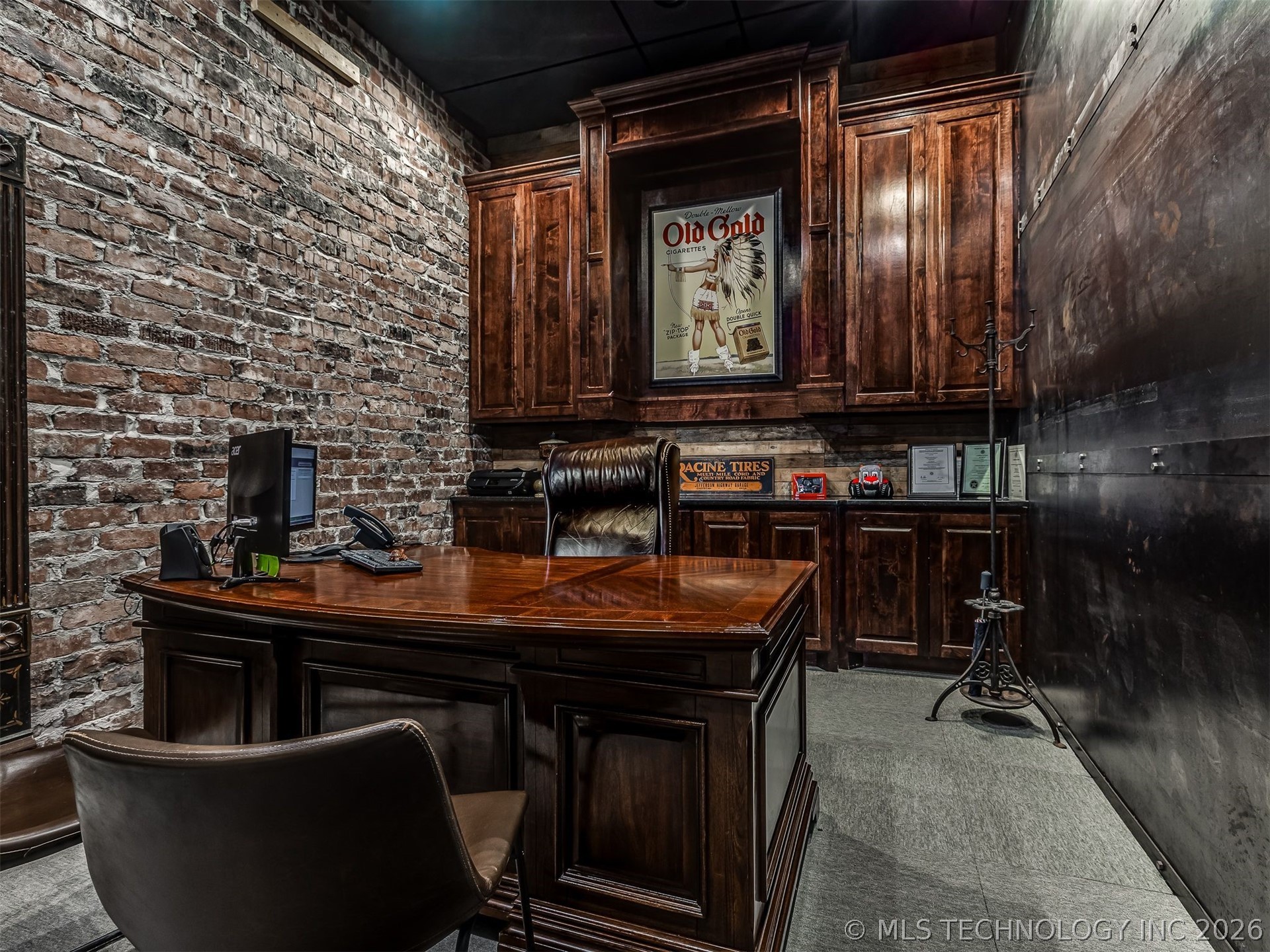 2238 N Broadway Property Photo 87