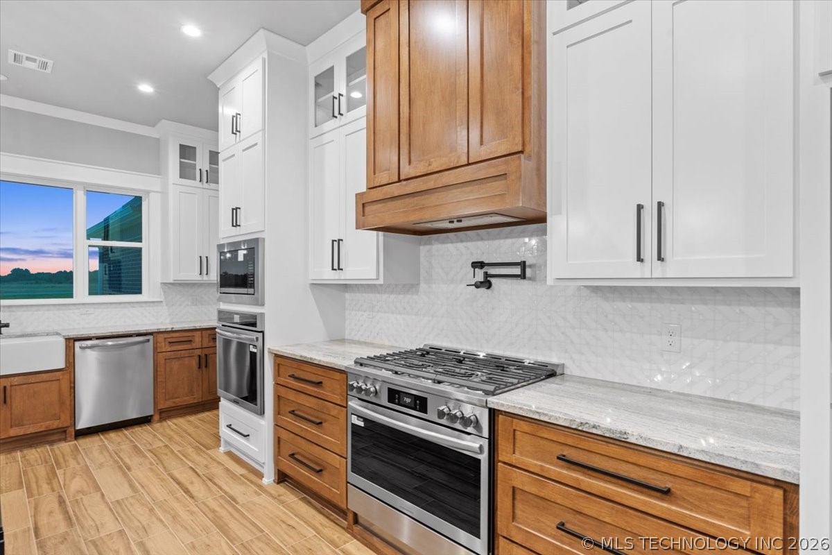 31820 E Two Socks Drive Property Photo 17