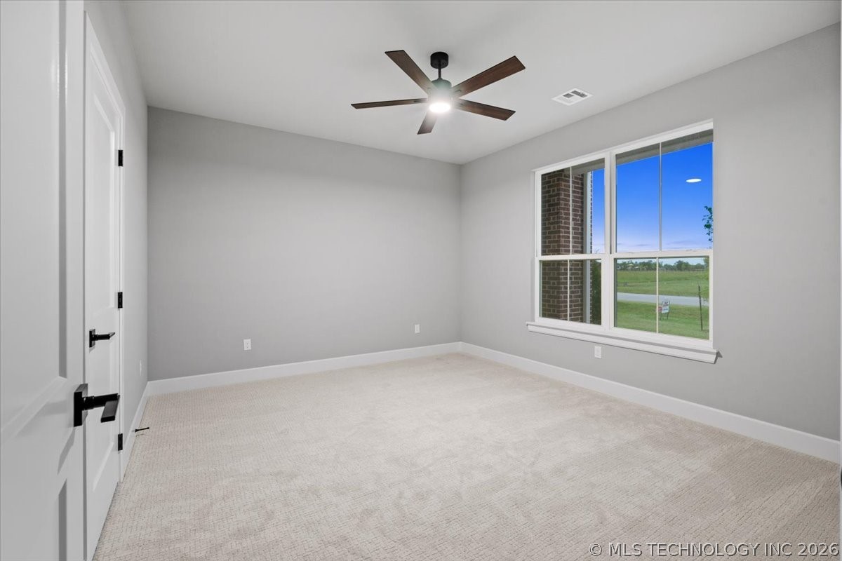 31820 E Two Socks Drive Property Photo 23