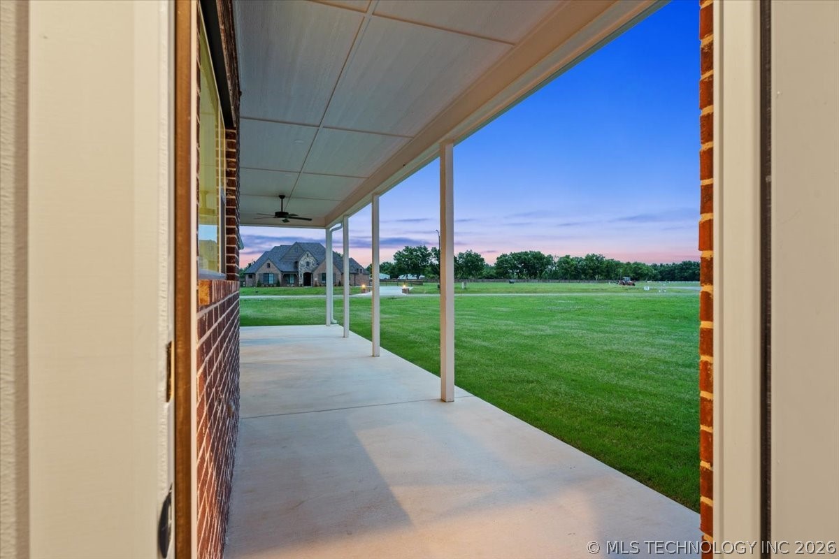 31820 E Two Socks Drive Property Photo 50