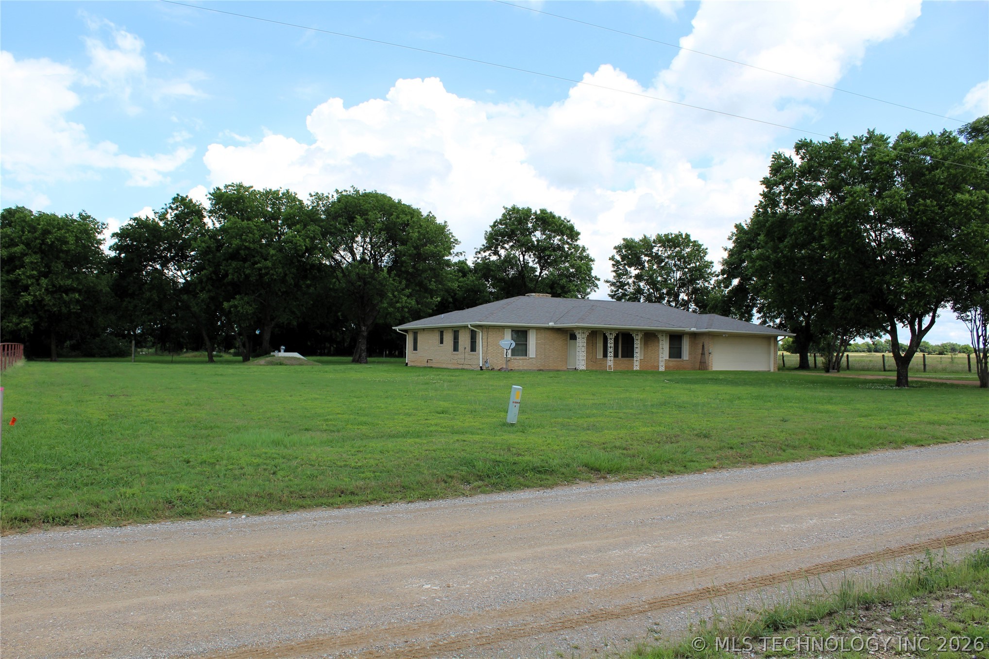 856 Sterret Road Property Photo 5
