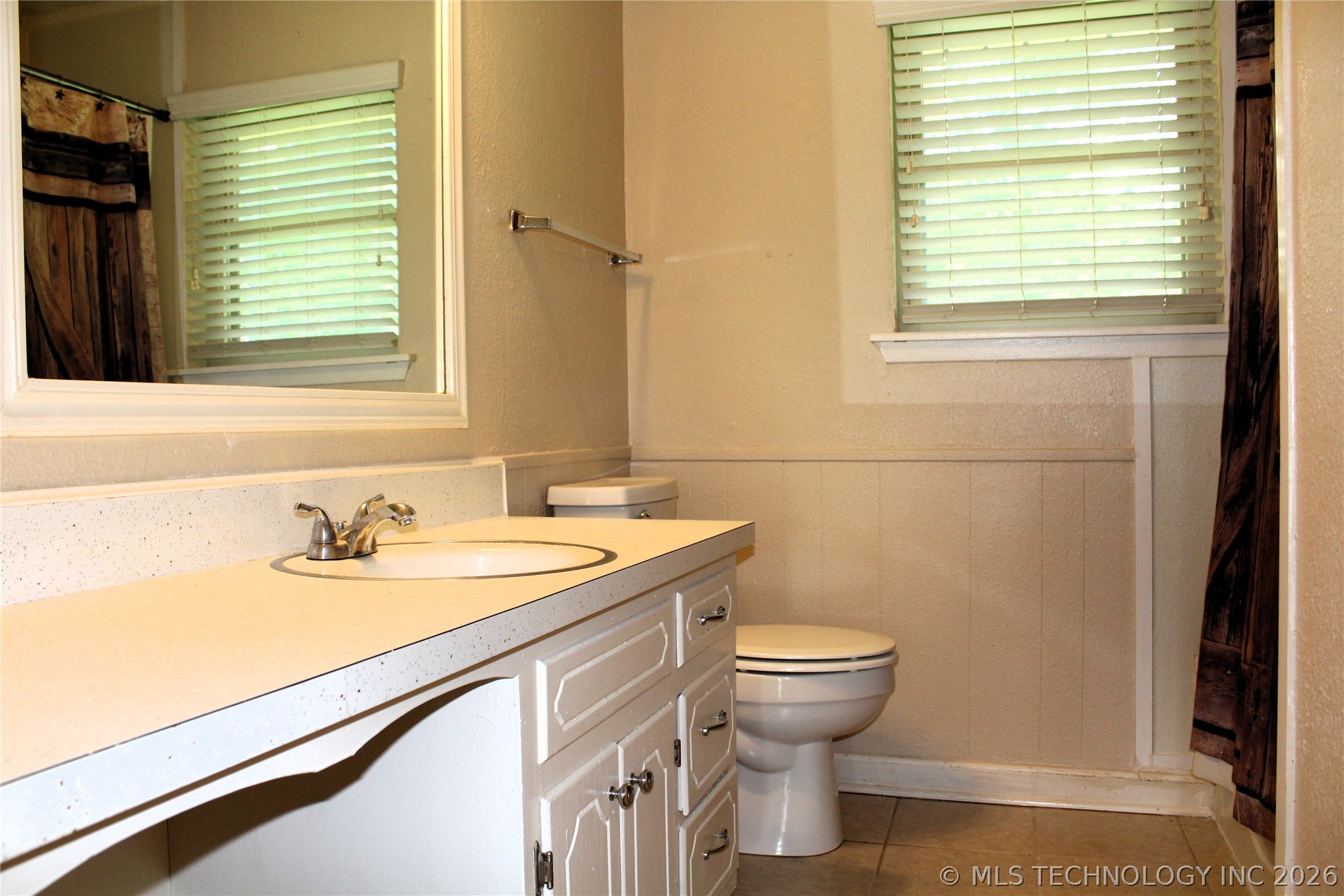 856 Sterret Road Property Photo 16