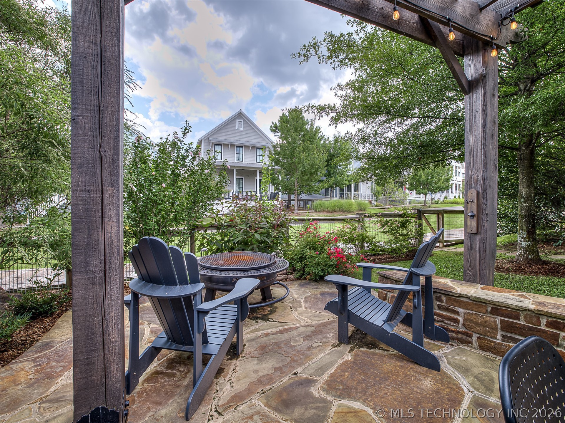 40 Redbud Street Property Photo 39