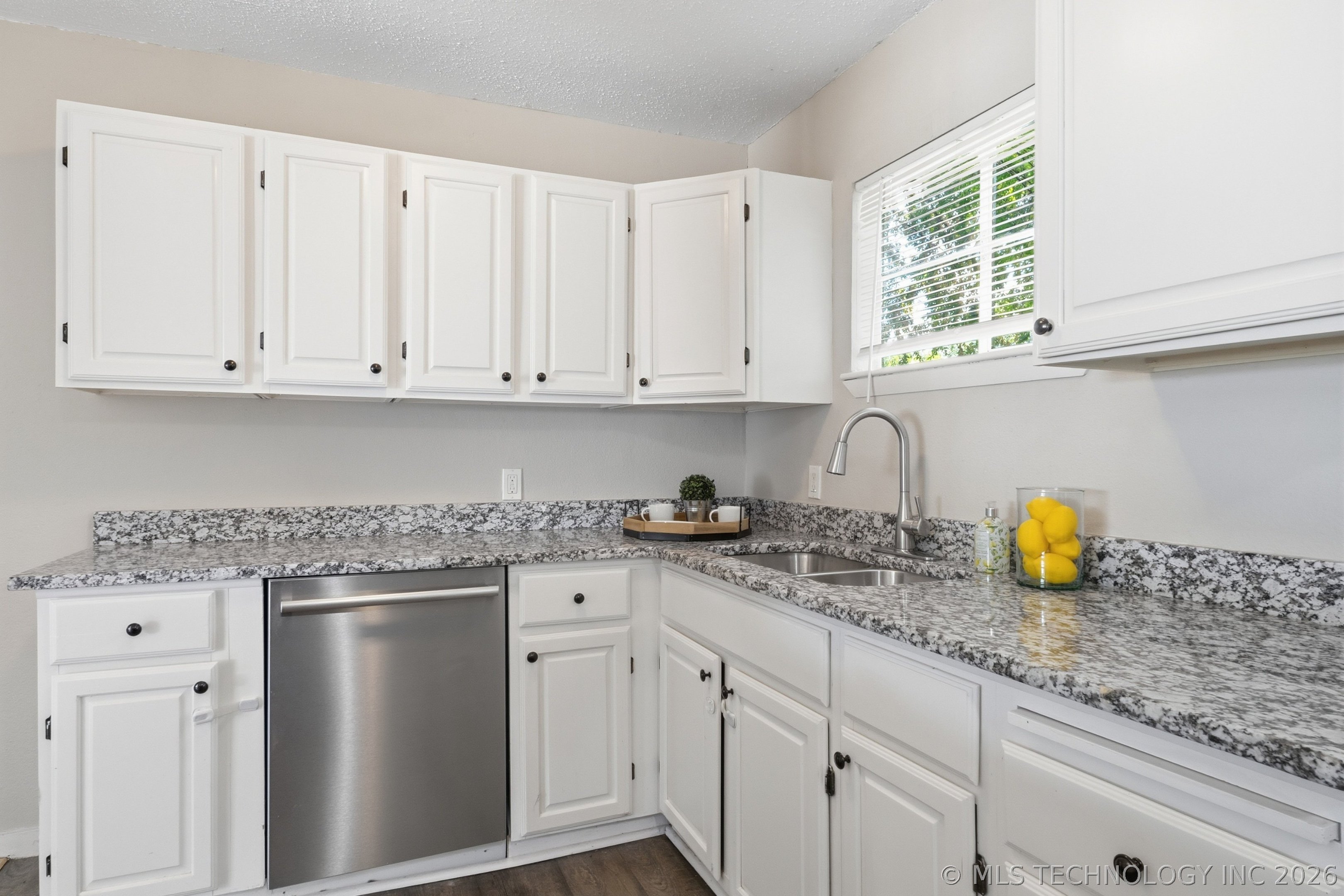 7144 E Latimer Place Property Photo 10
