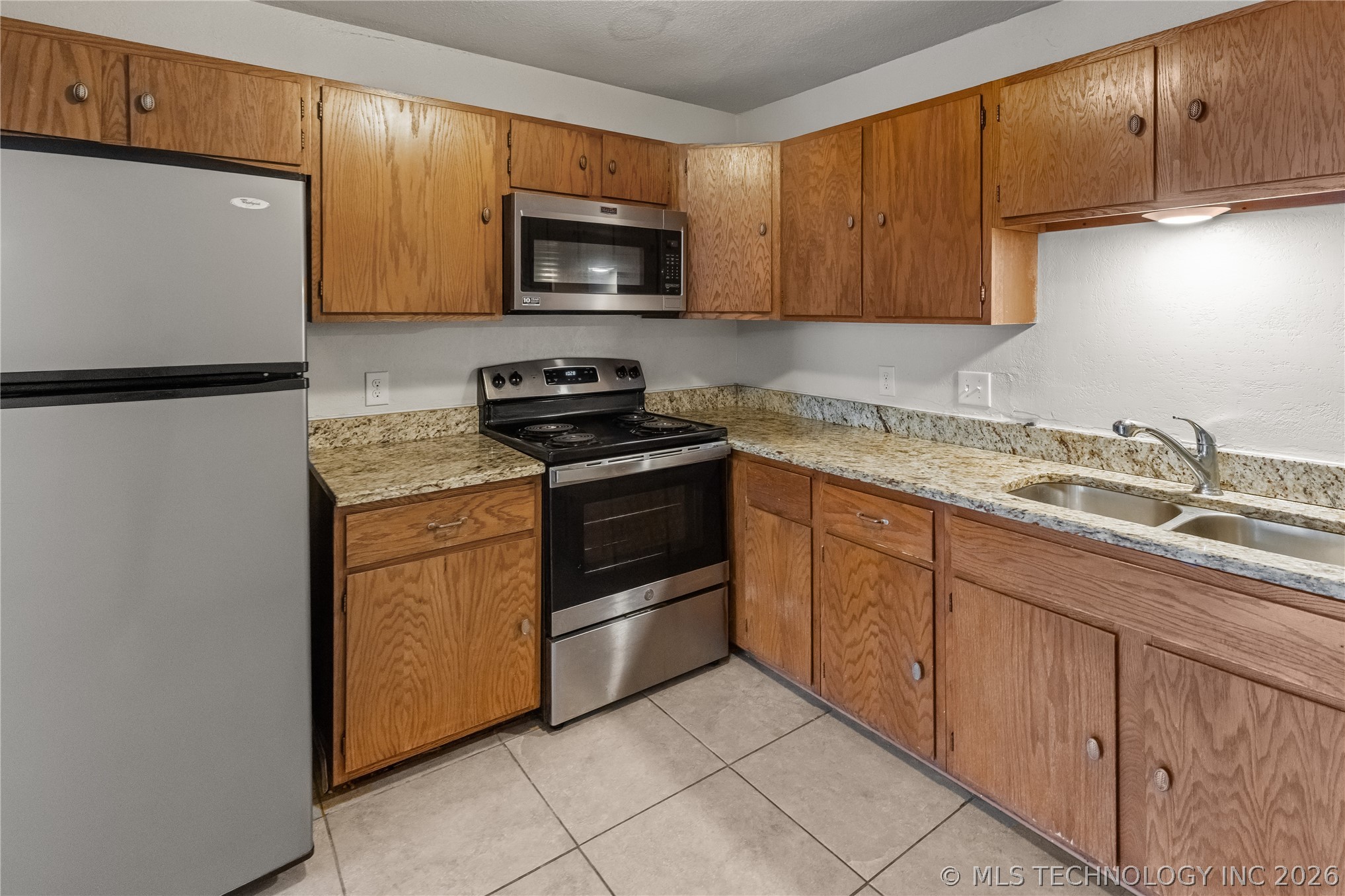 2715 Chattanooga Property Photo 9