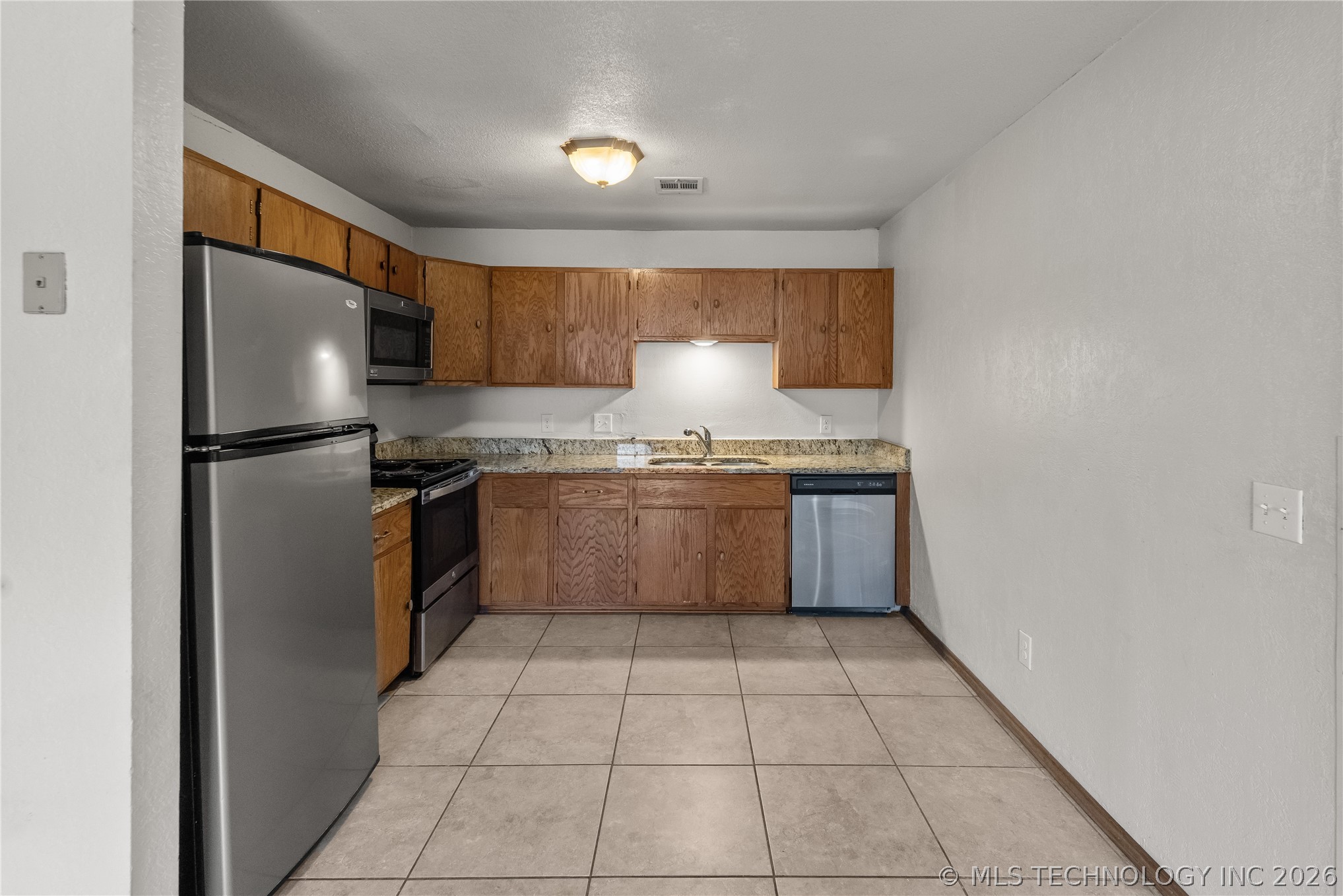 2715 Chattanooga Property Photo 10