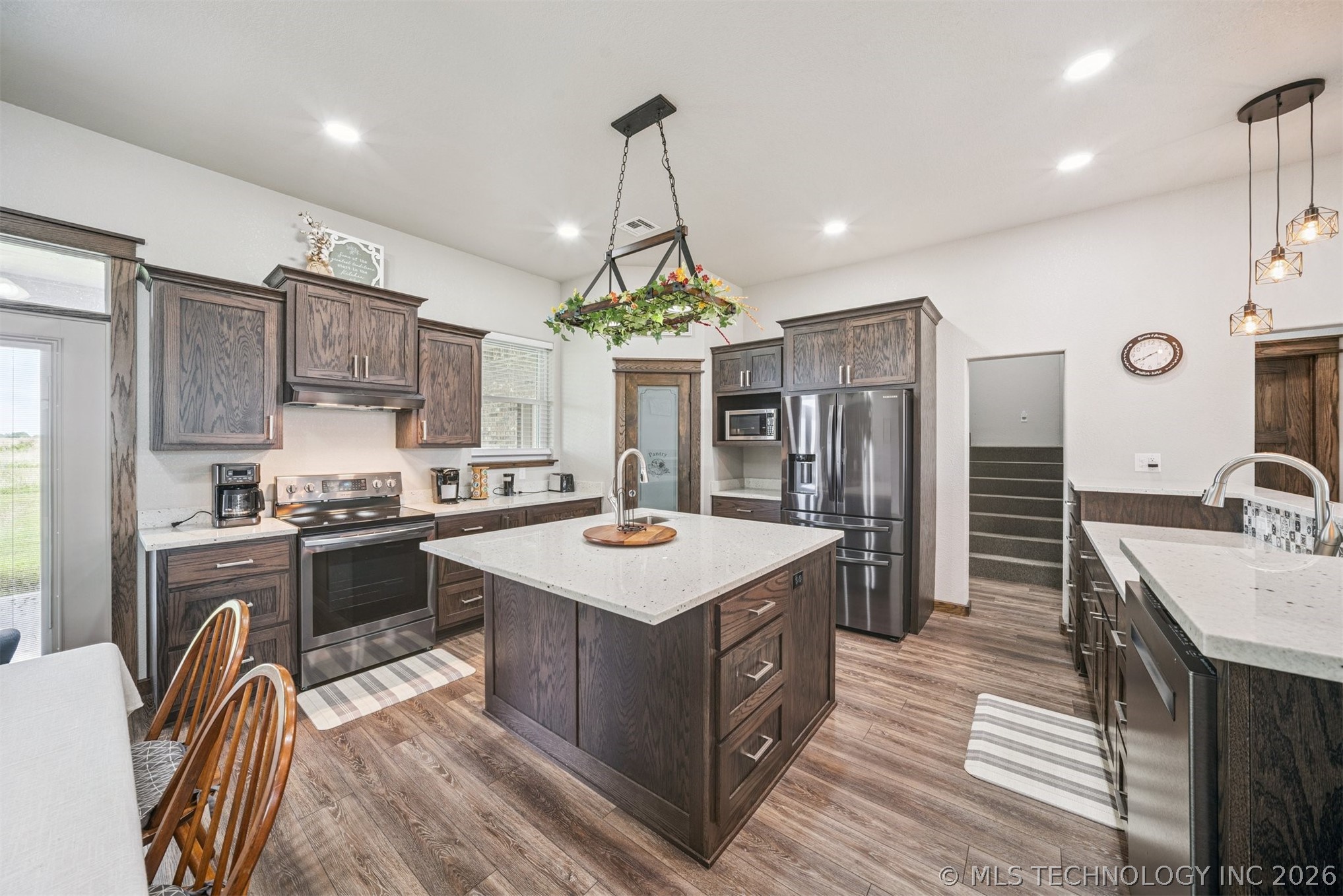 4532 W 430 Road Property Photo 5