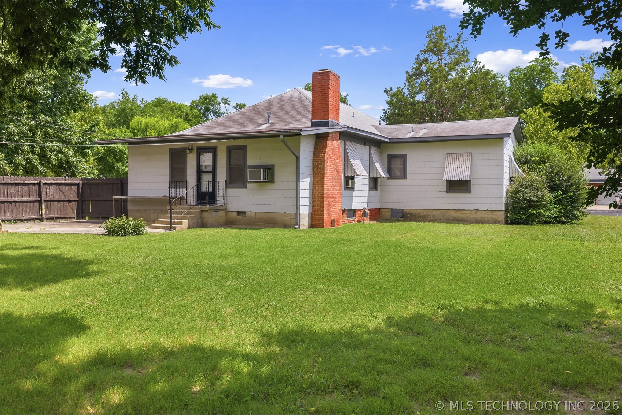 1103 Stanley Sw Property Photo 28