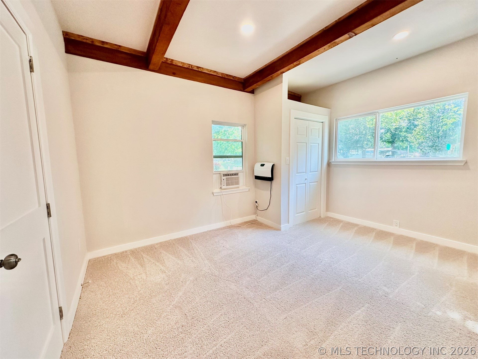 411 S 15th Property Photo 15
