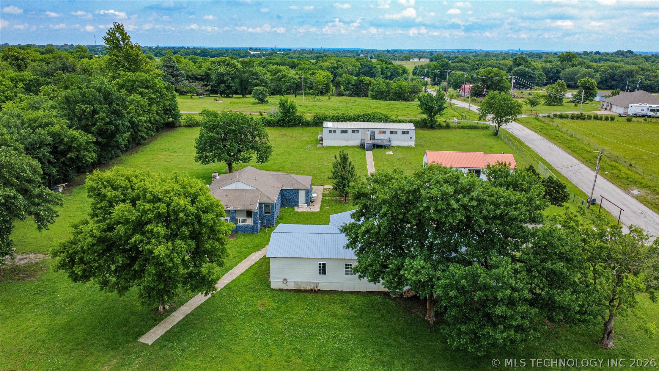 2019 W 53rd Street N Property Photo 13