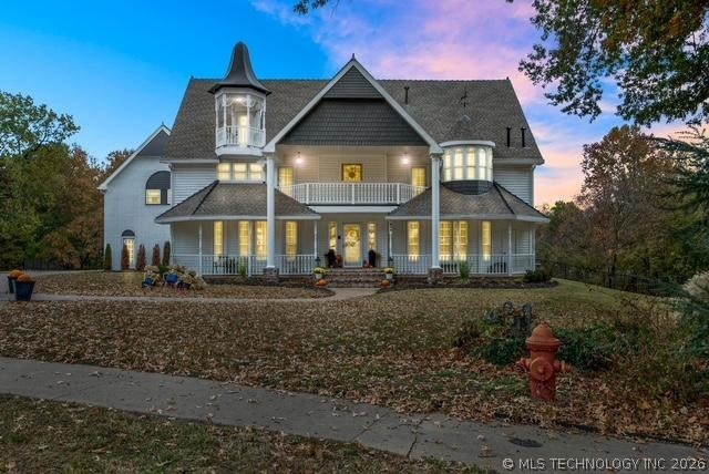 804 E Van Buren Street Property Photo 1