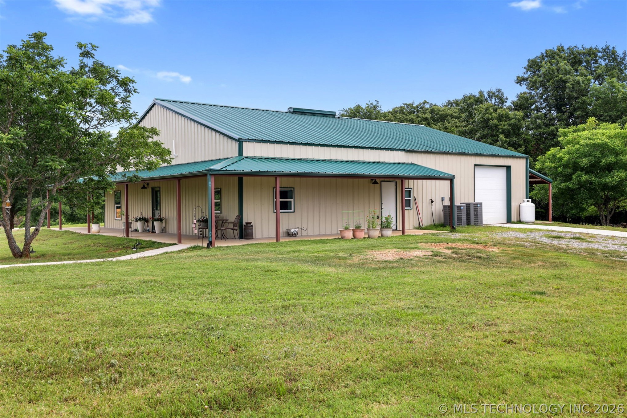 7056 Leavenworth Property Photo 1