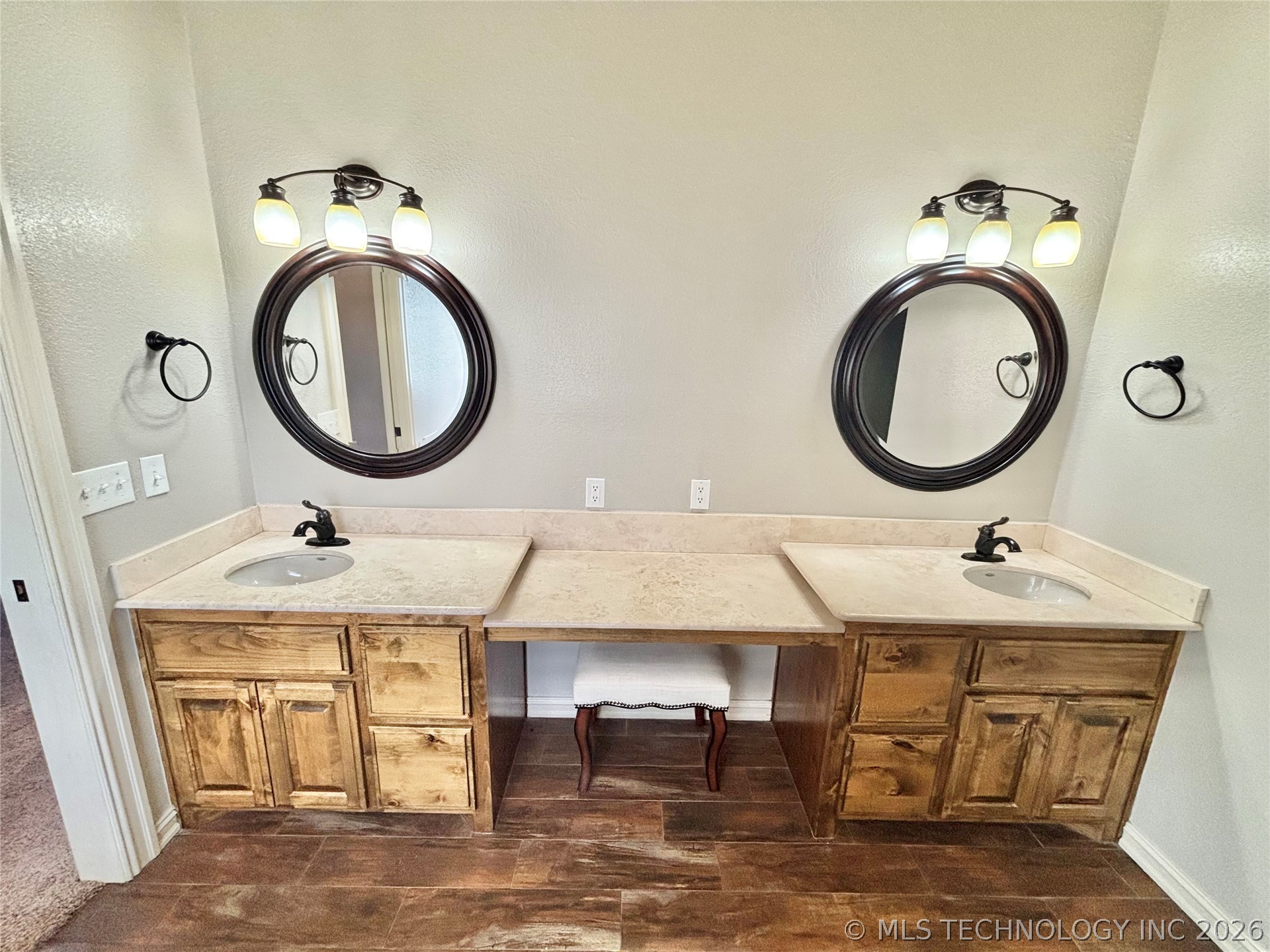 133 N Bk 700 Road Property Photo 23