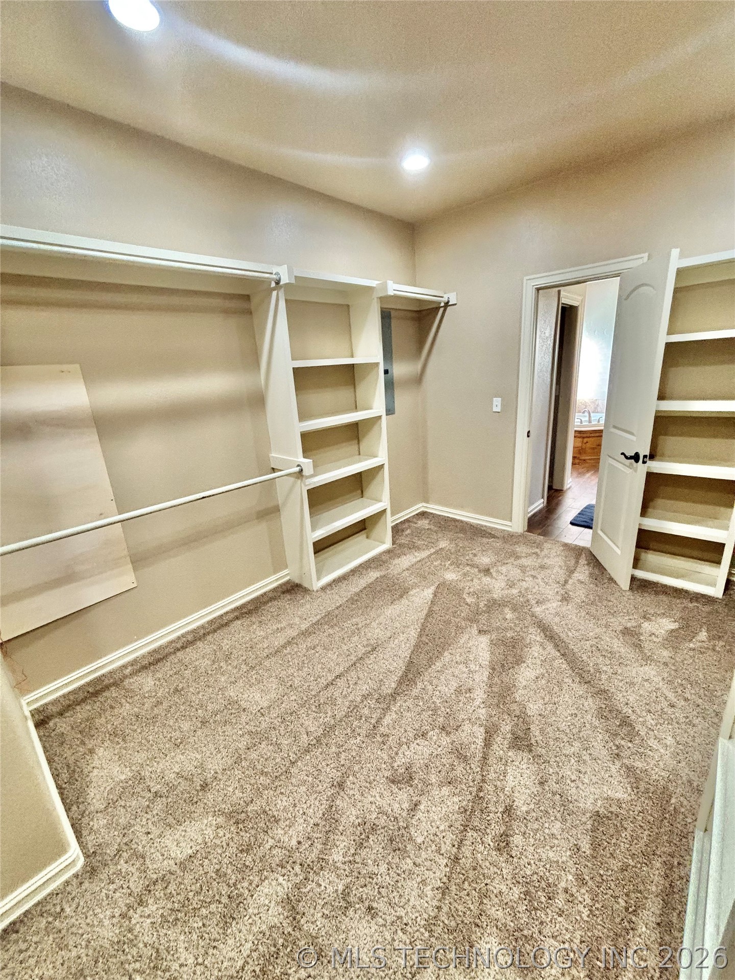 133 N Bk 700 Road Property Photo 27