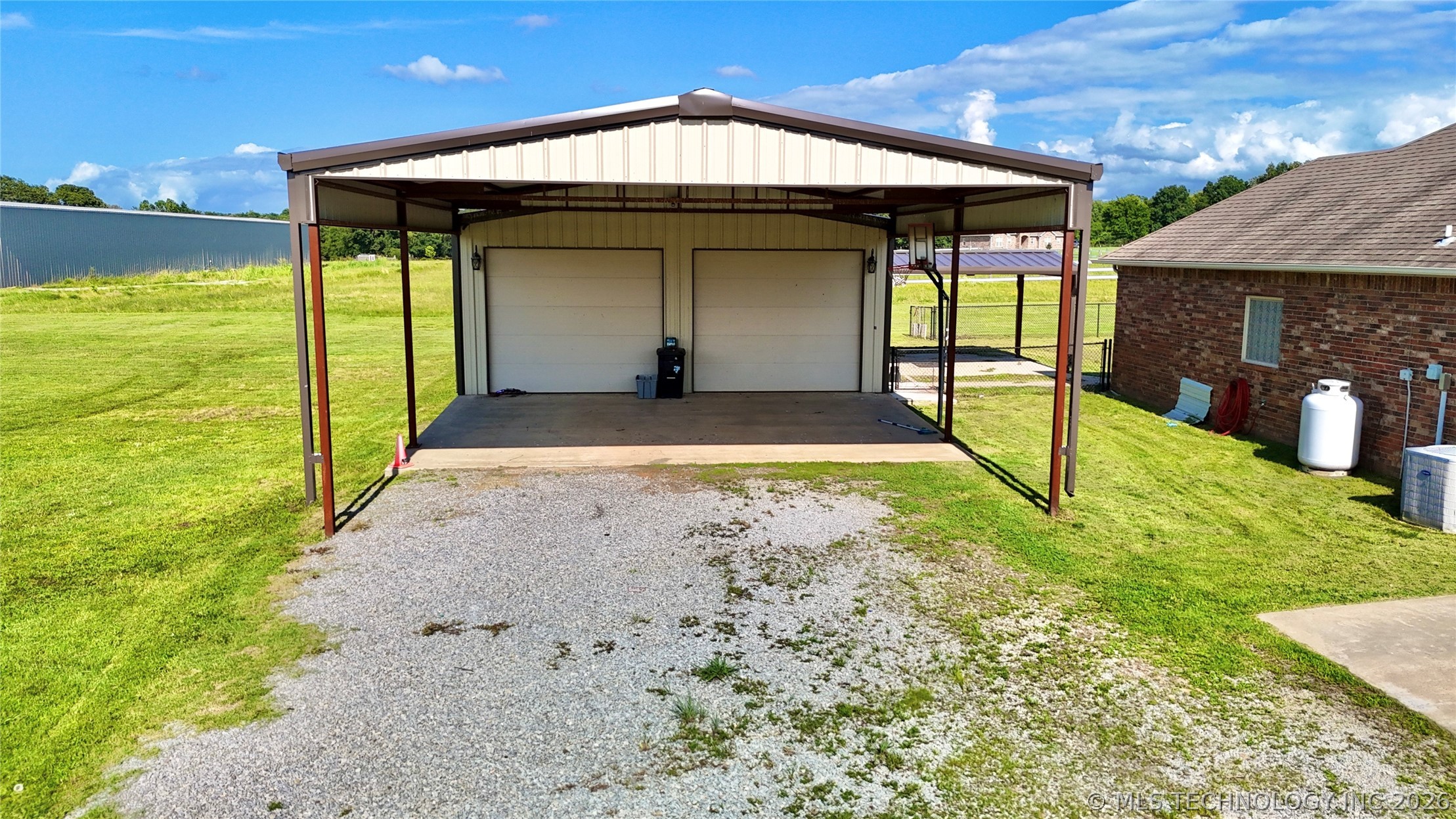 133 N Bk 700 Road Property Photo 44