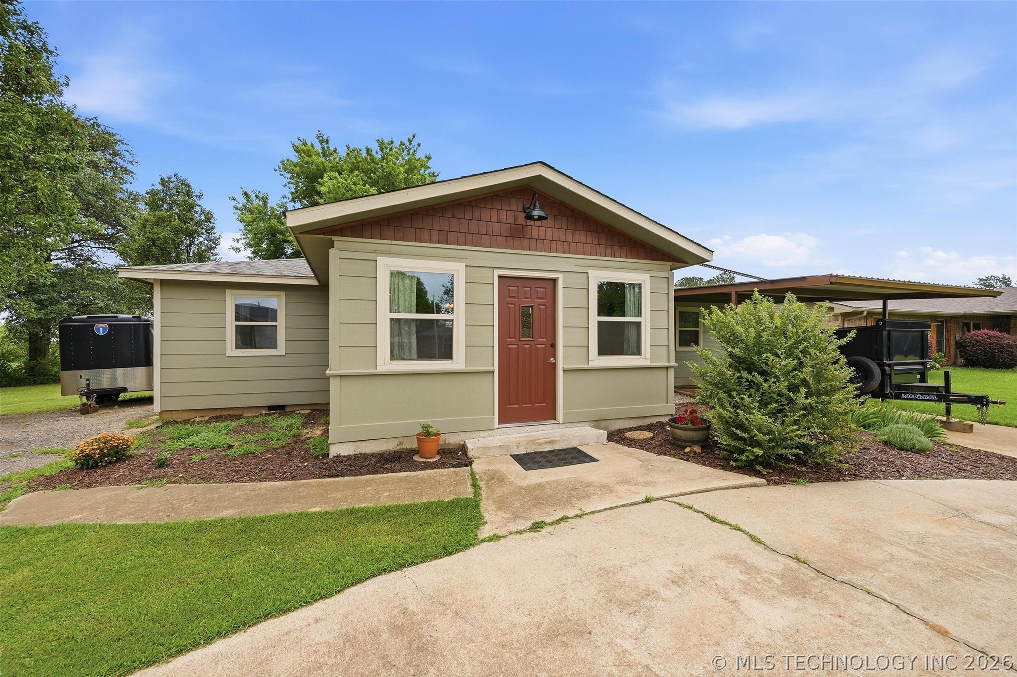 2120 Mason Property Photo