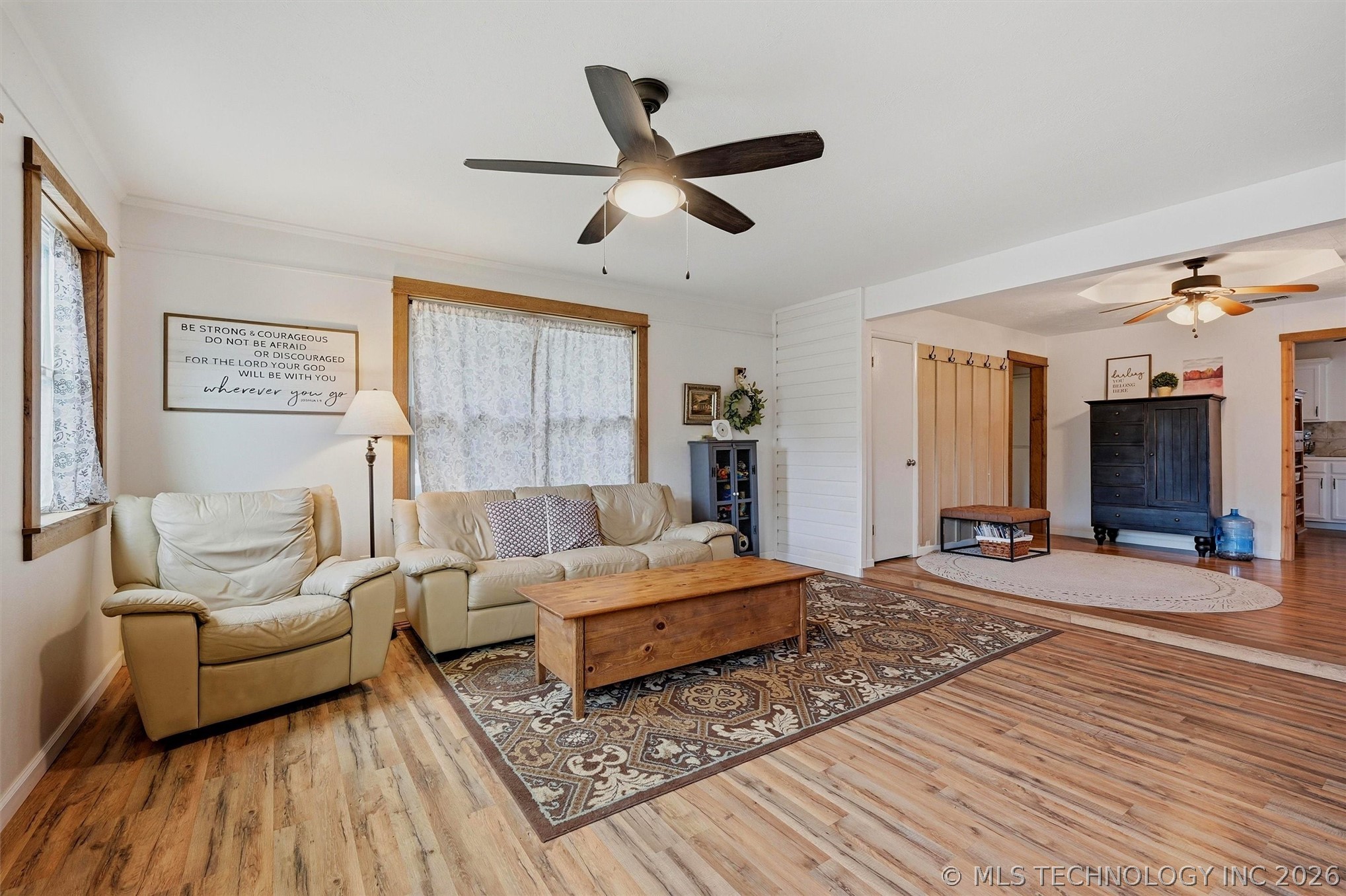2120 Mason Property Photo 3