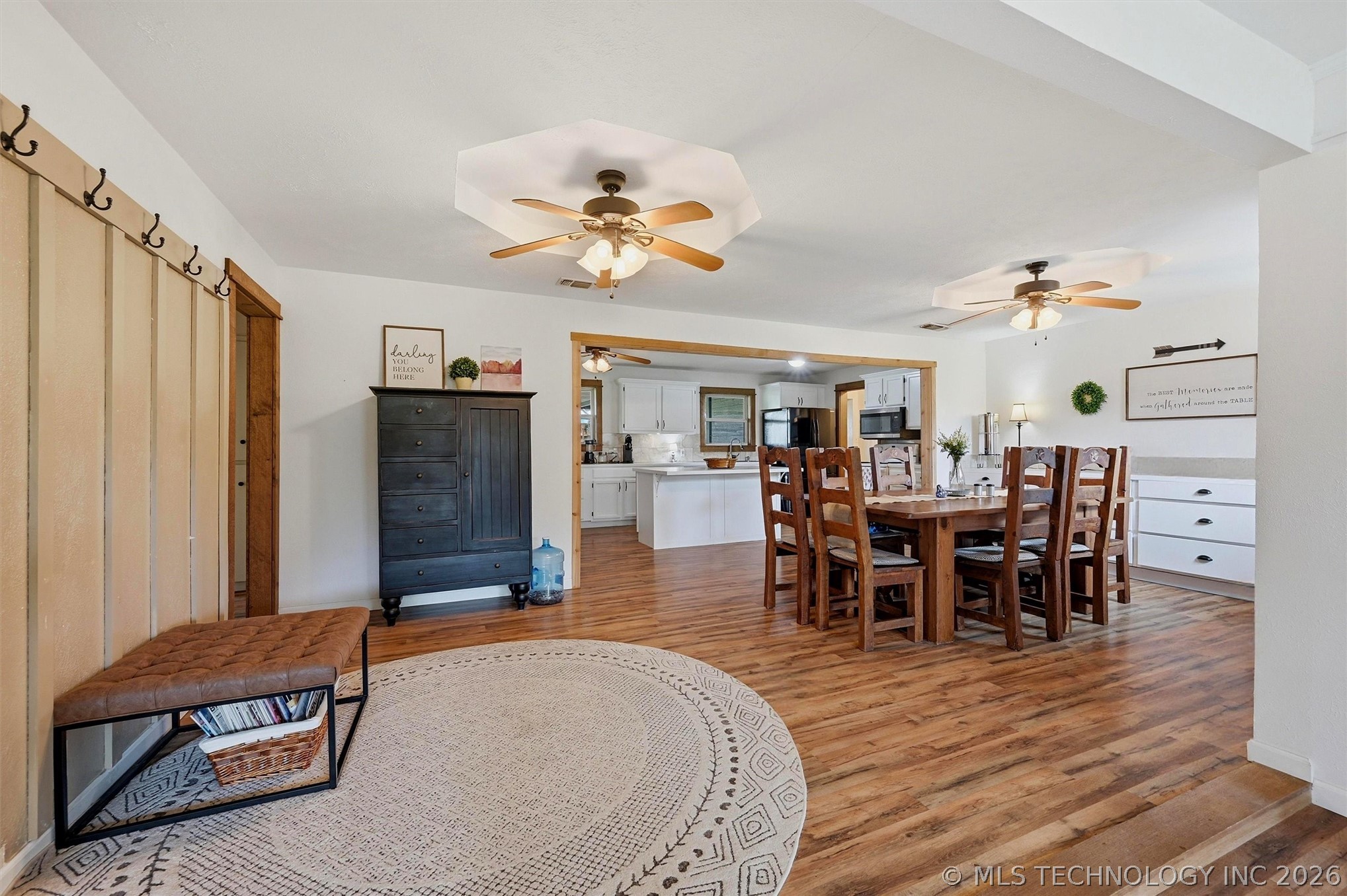2120 Mason Property Photo 4