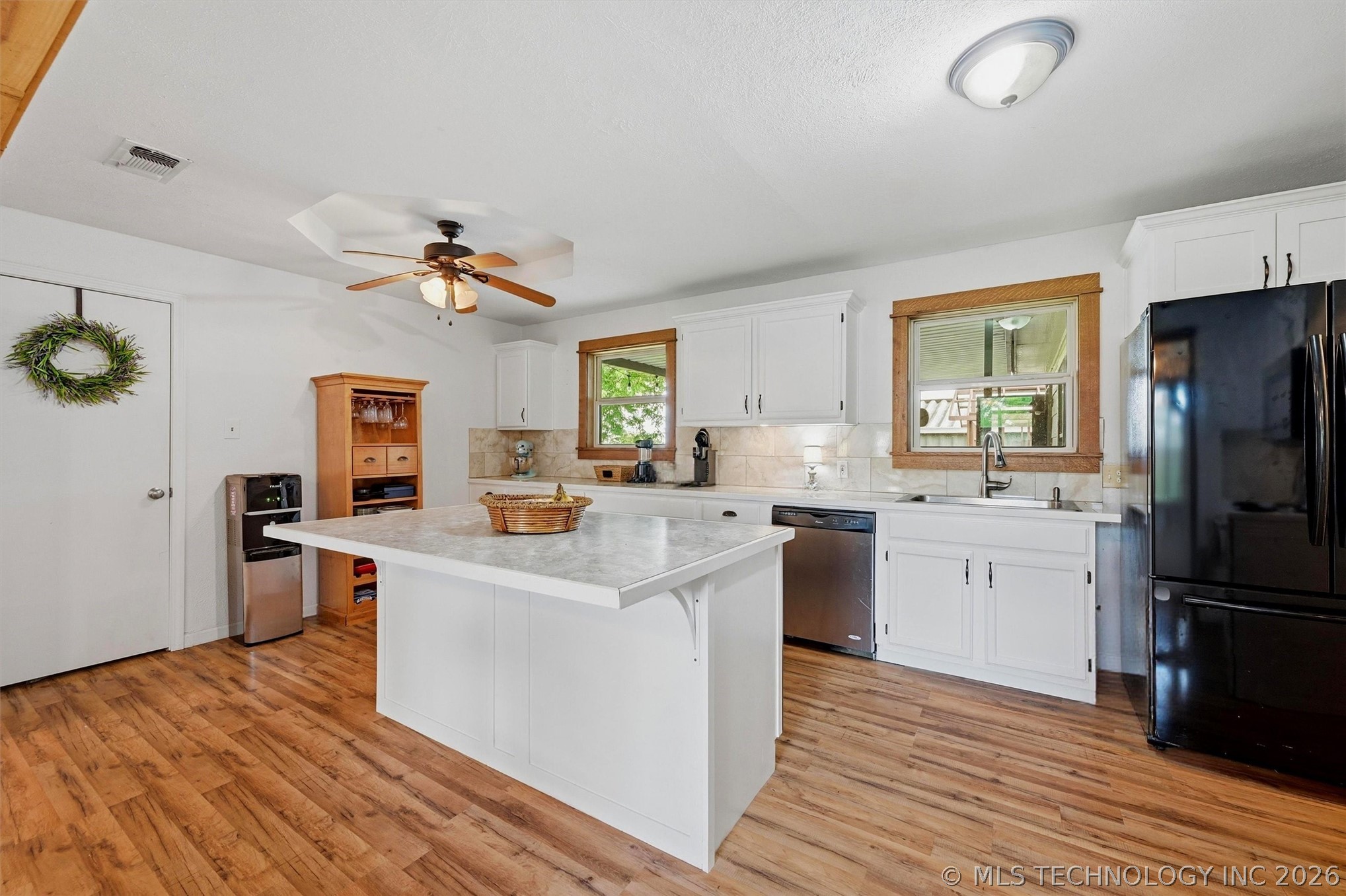 2120 Mason Property Photo 5