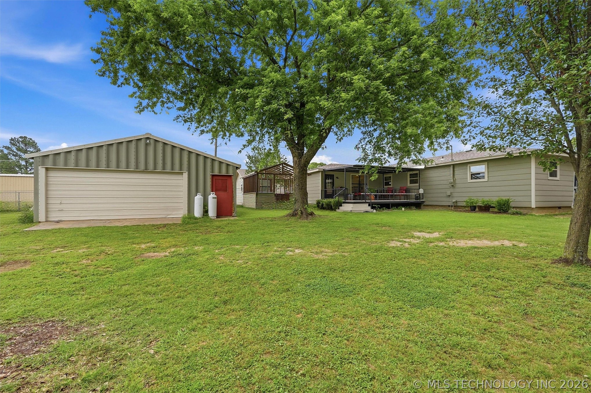 2120 Mason Property Photo 19