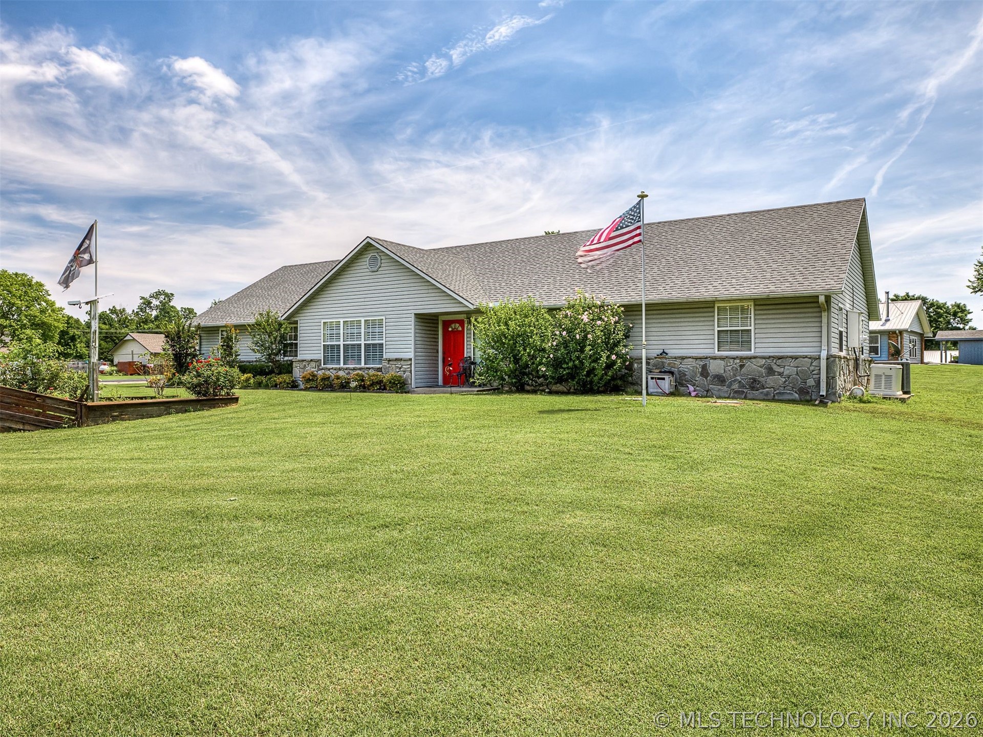 36 Meadowlark Property Photo 16