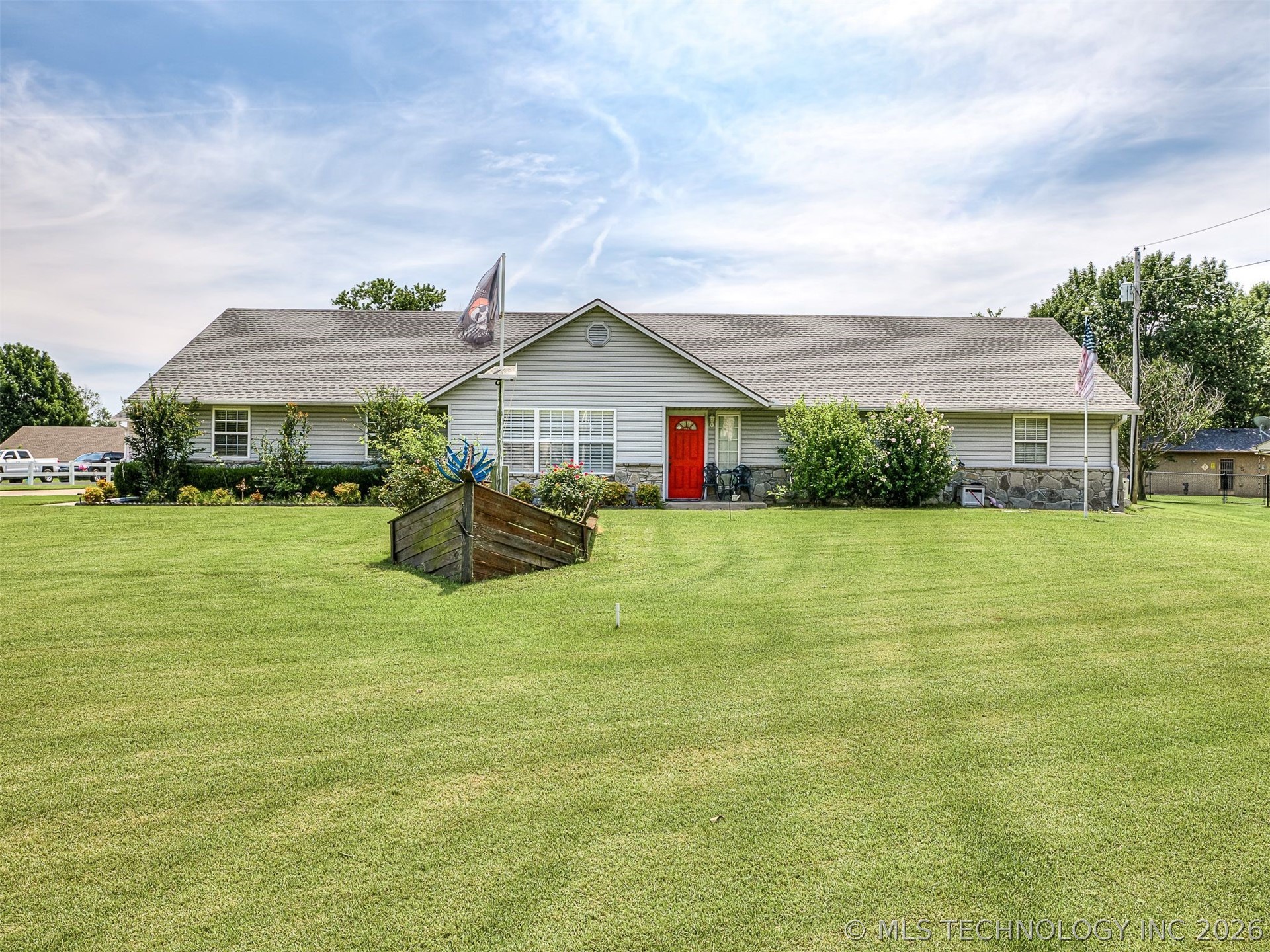 36 Meadowlark Property Photo 18