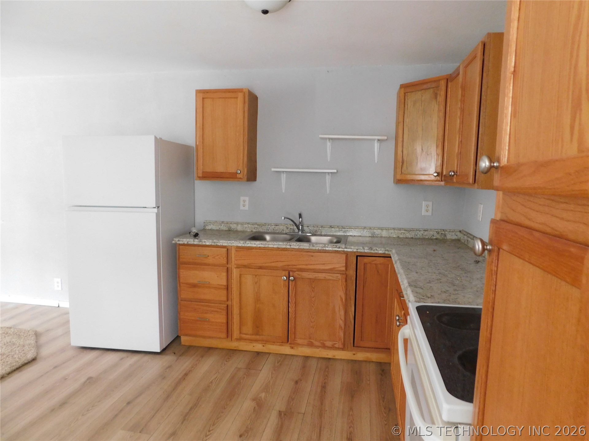 398 Birch Property Photo 5