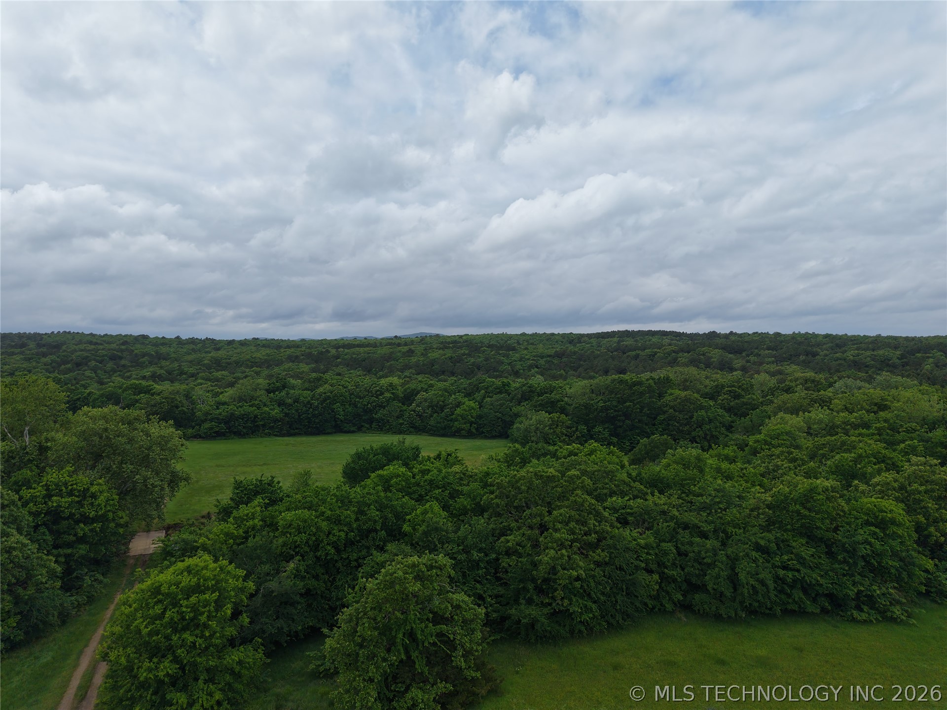 Wildhorse Road Property Photo 5