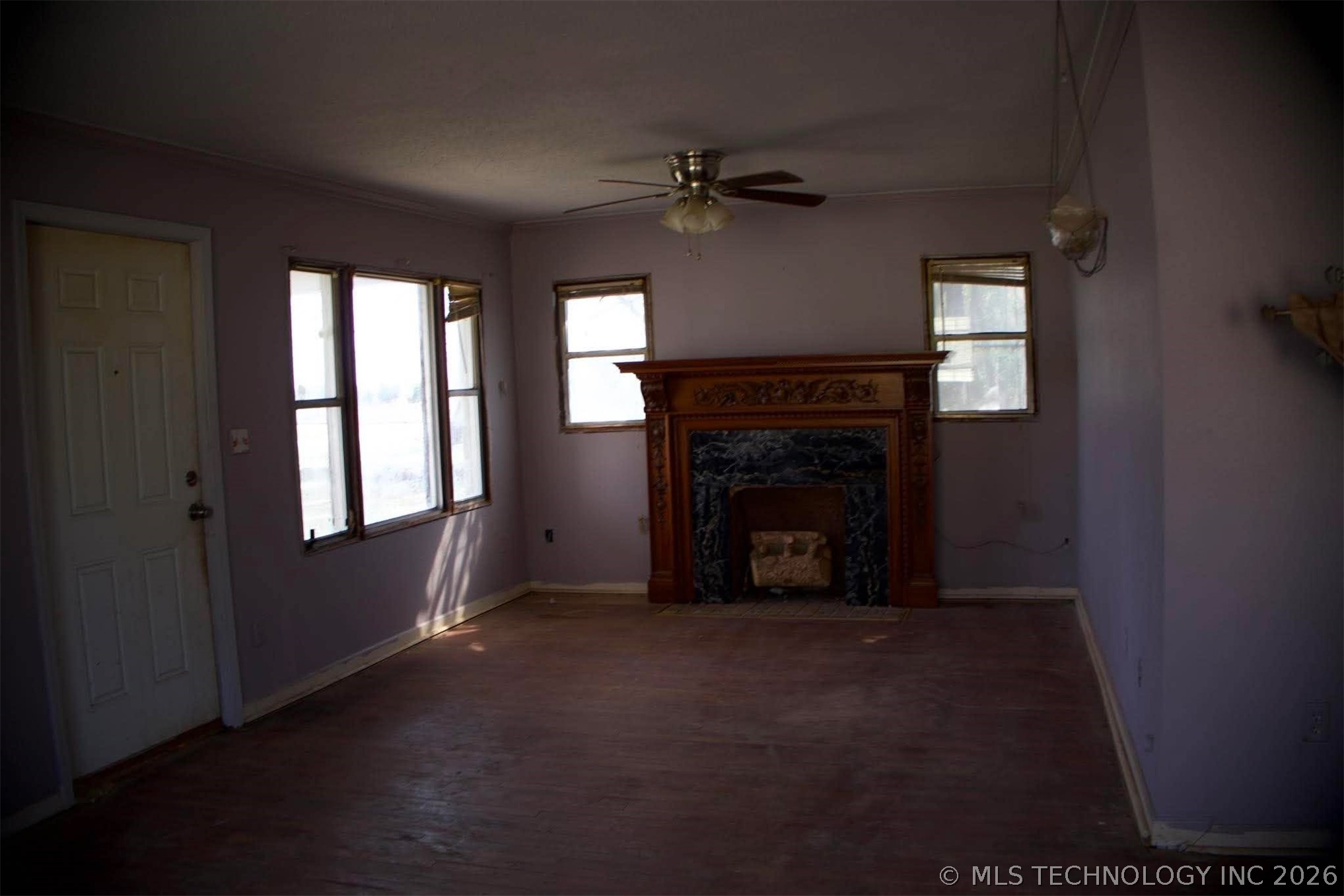 706 S Layton Property Photo 4