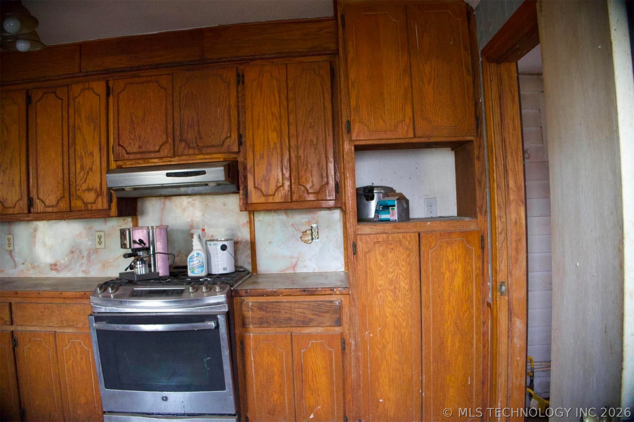 706 S Layton Property Photo 5