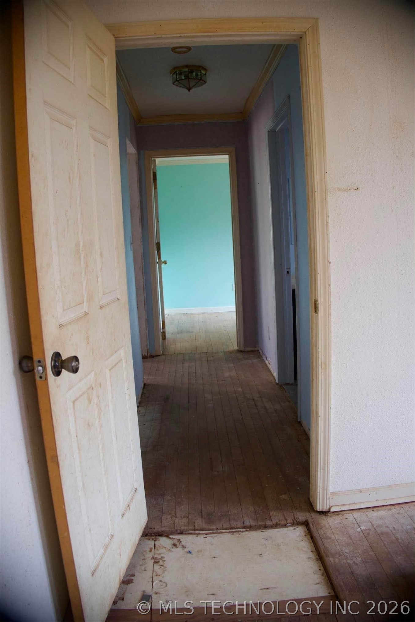 706 S Layton Property Photo 9