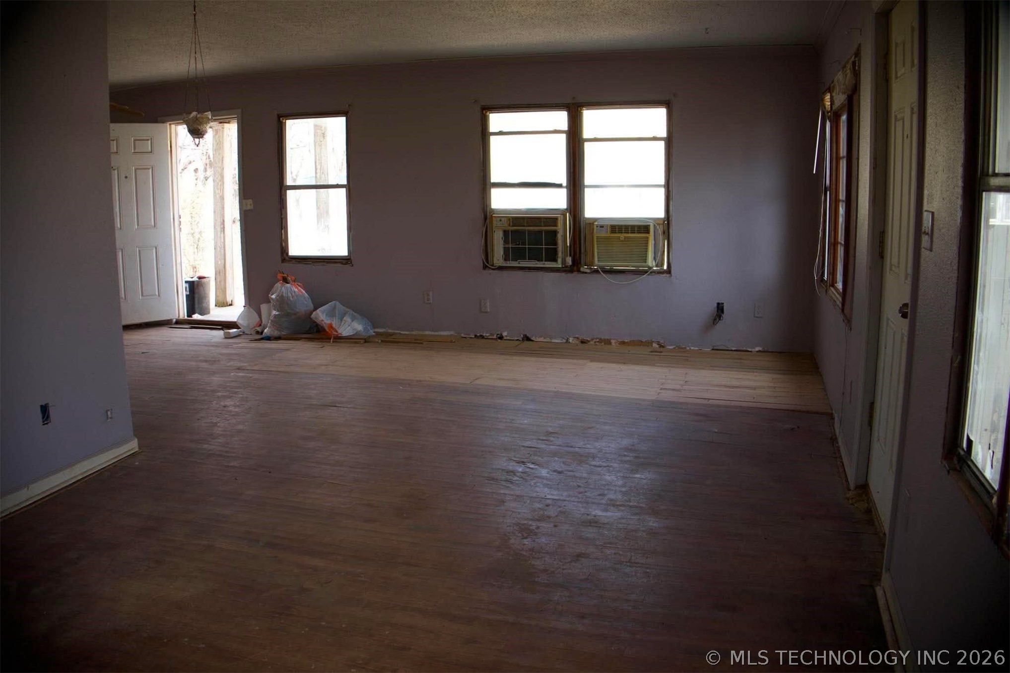 706 S Layton Property Photo 12