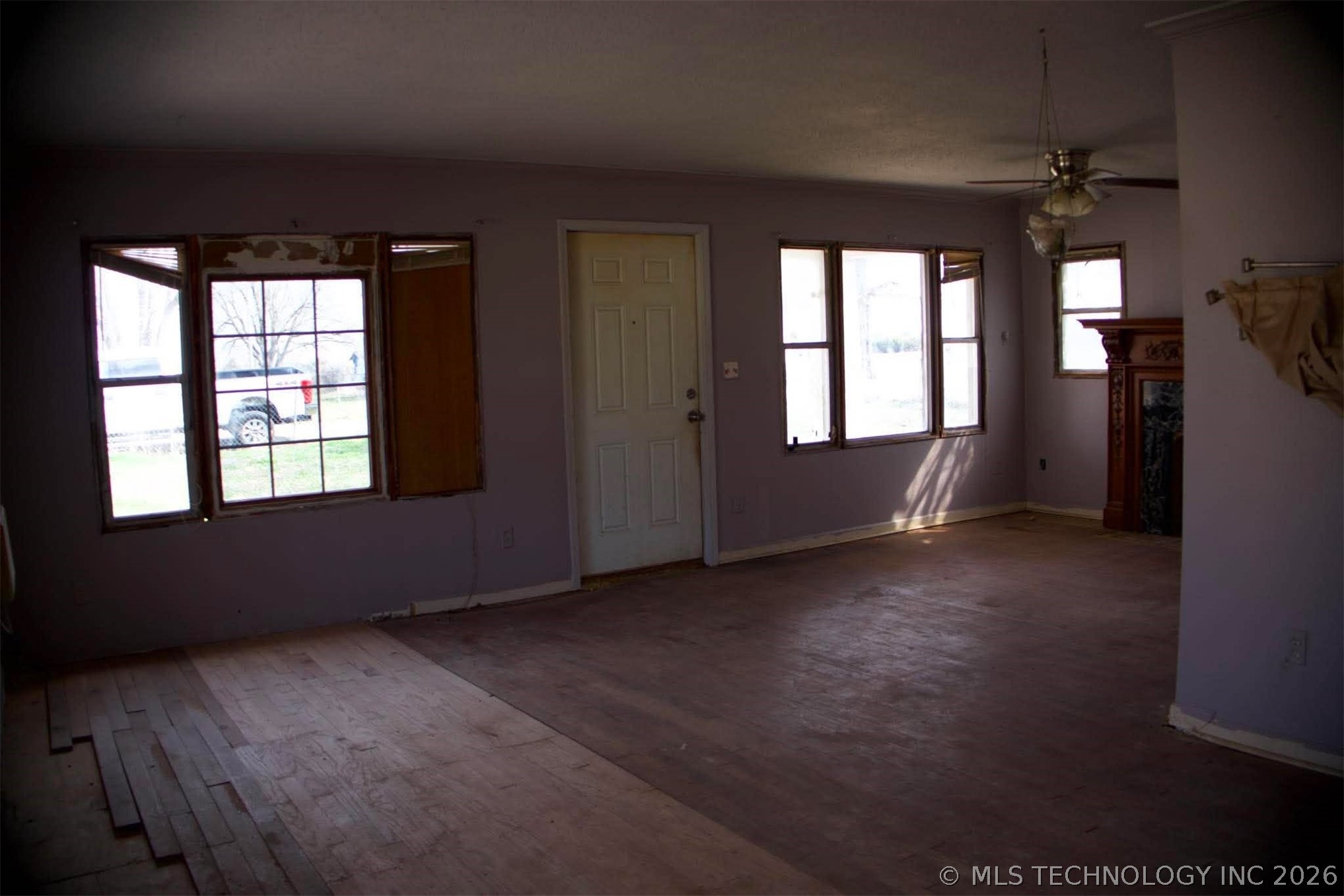 706 S Layton Property Photo 13