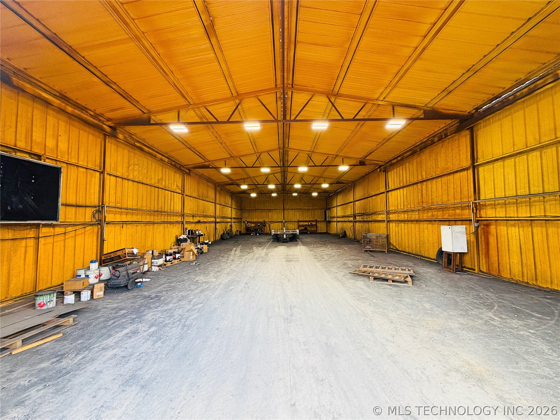 1103 Memorial Drive Property Photo 15