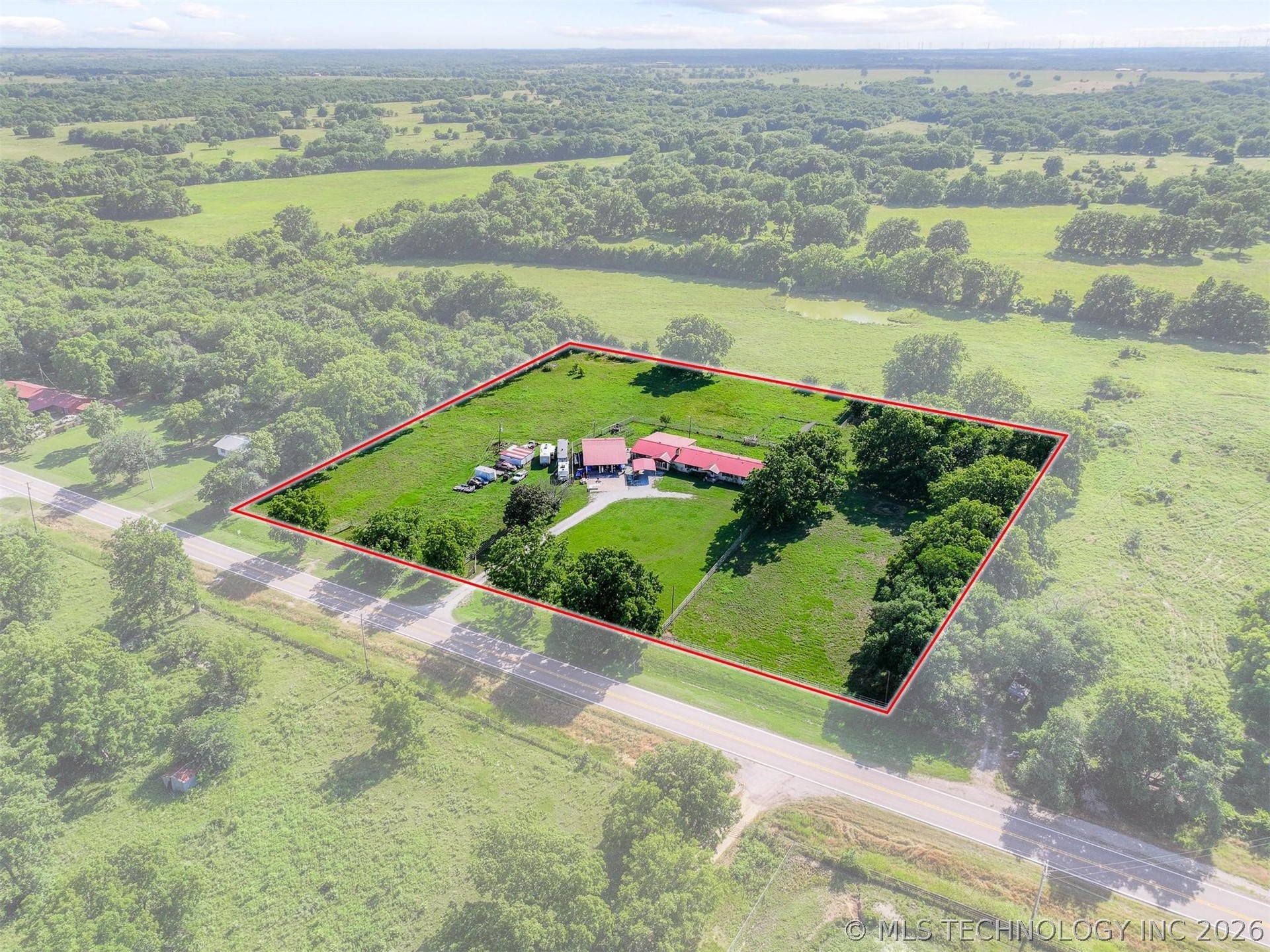 10223 N Us Hwy 377 Property Photo 2