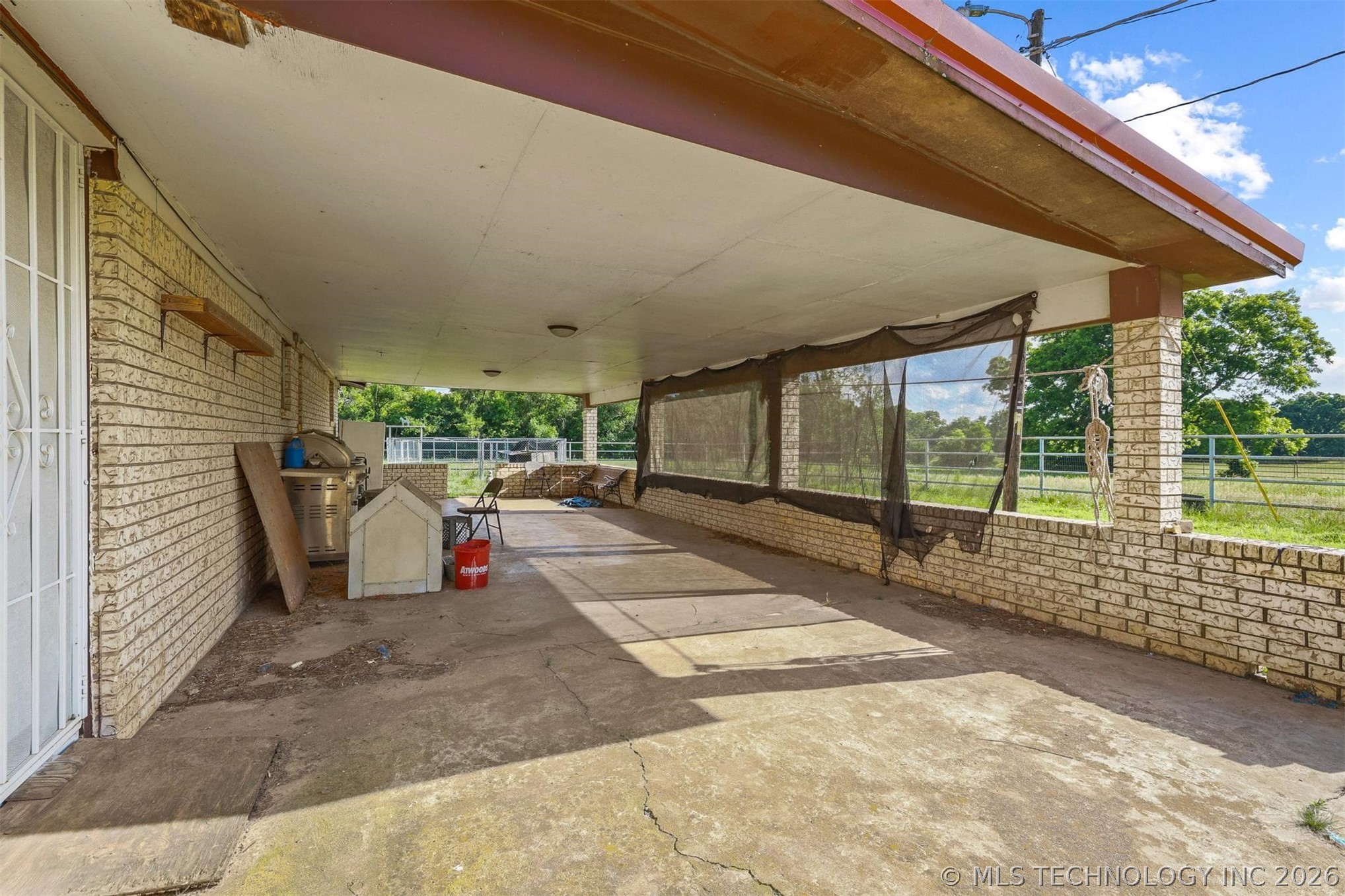 10223 N Us Hwy 377 Property Photo 7