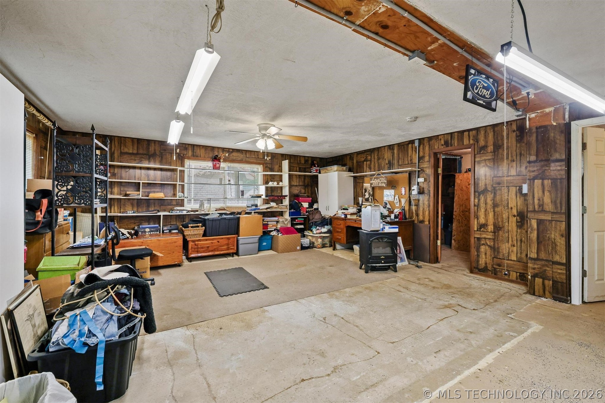 10223 N Us Hwy 377 Property Photo 18