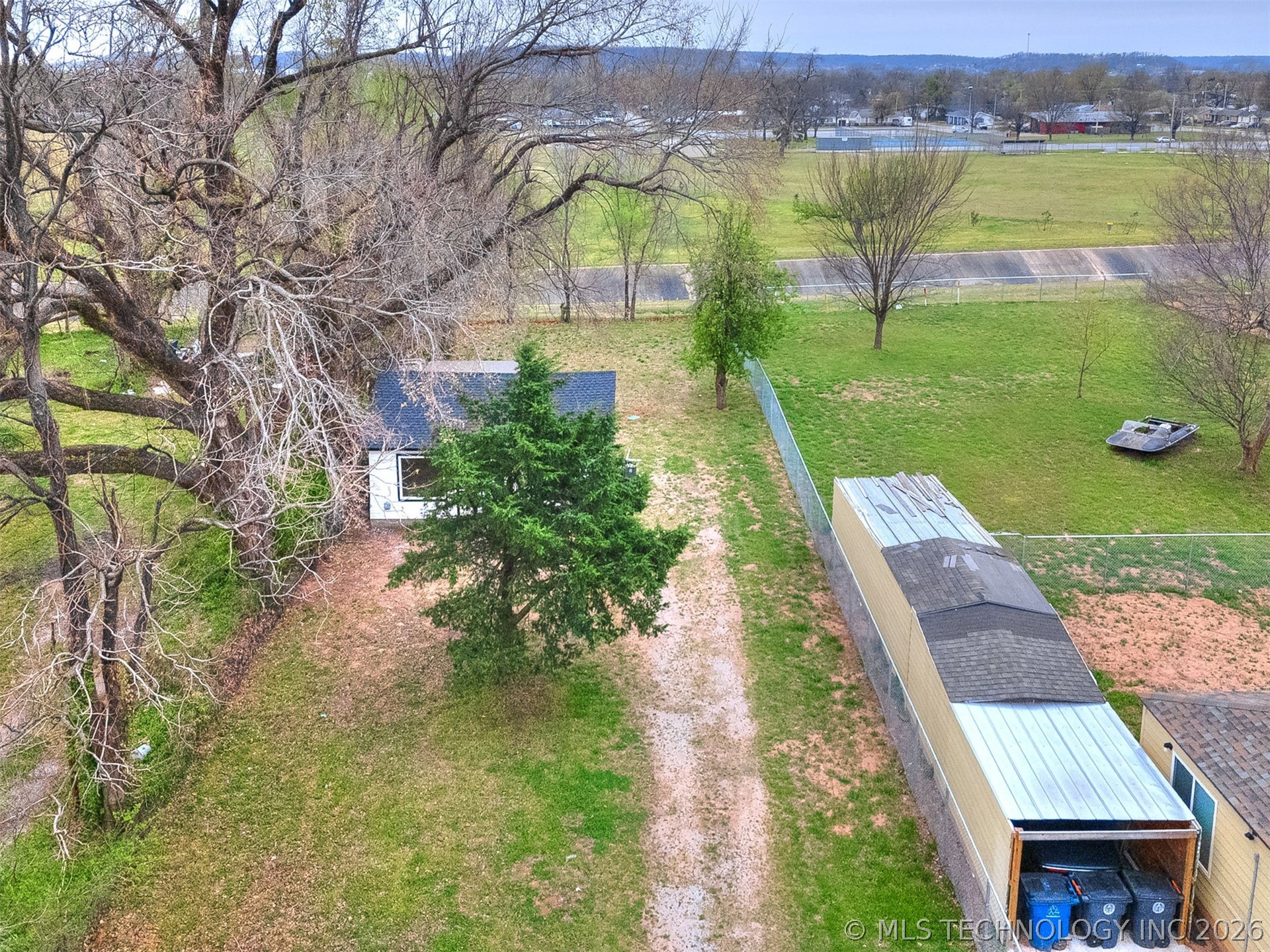 3834 W Admiral Boulevard Property Photo 20