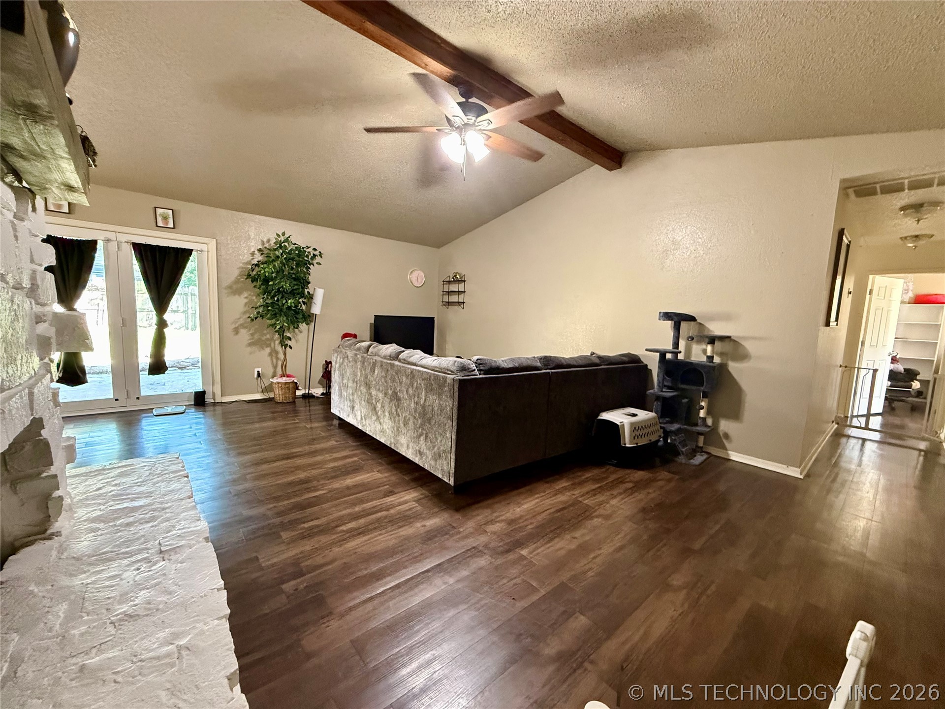 14806 E 33rd Street Property Photo 5