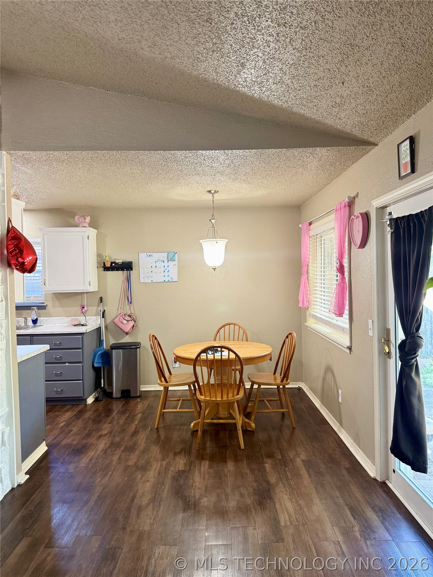 14806 E 33rd Street Property Photo 8