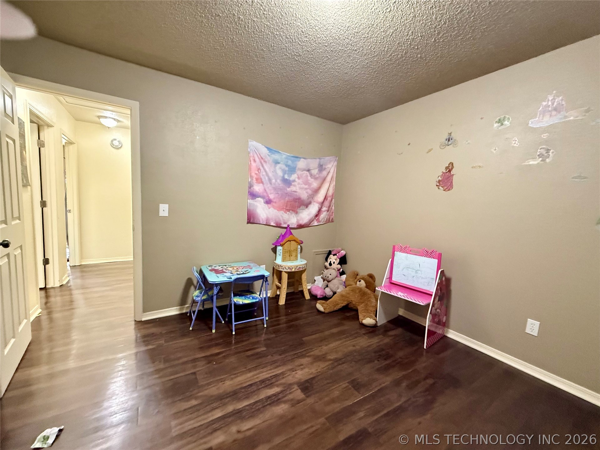 14806 E 33rd Street Property Photo 12