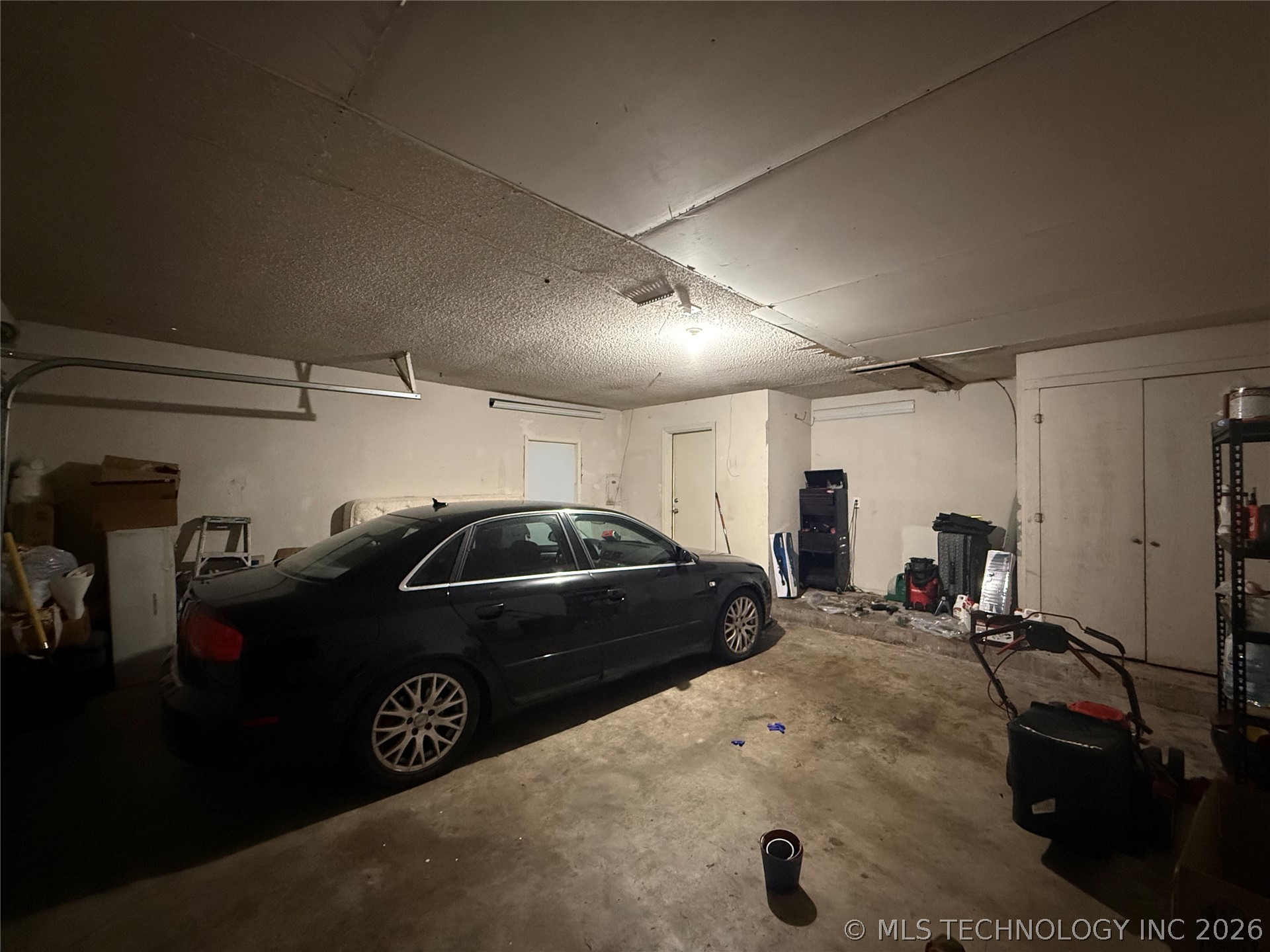 14806 E 33rd Street Property Photo 21