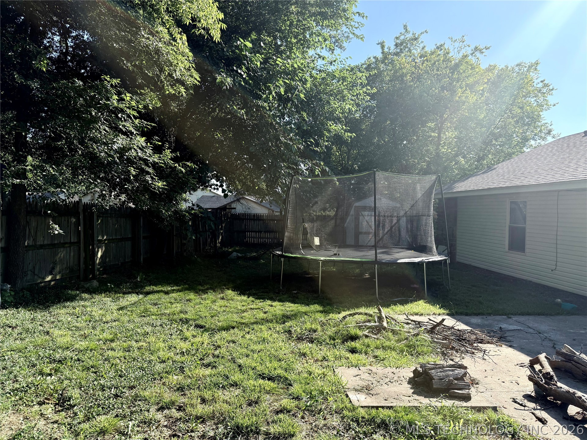 14806 E 33rd Street Property Photo 22