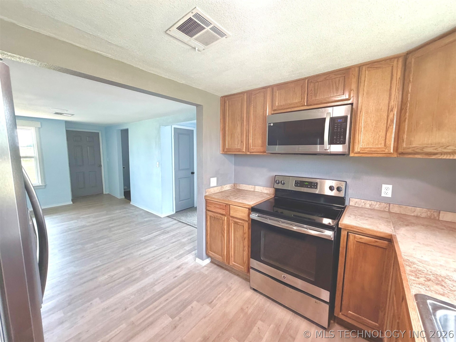111 Amber Property Photo 4