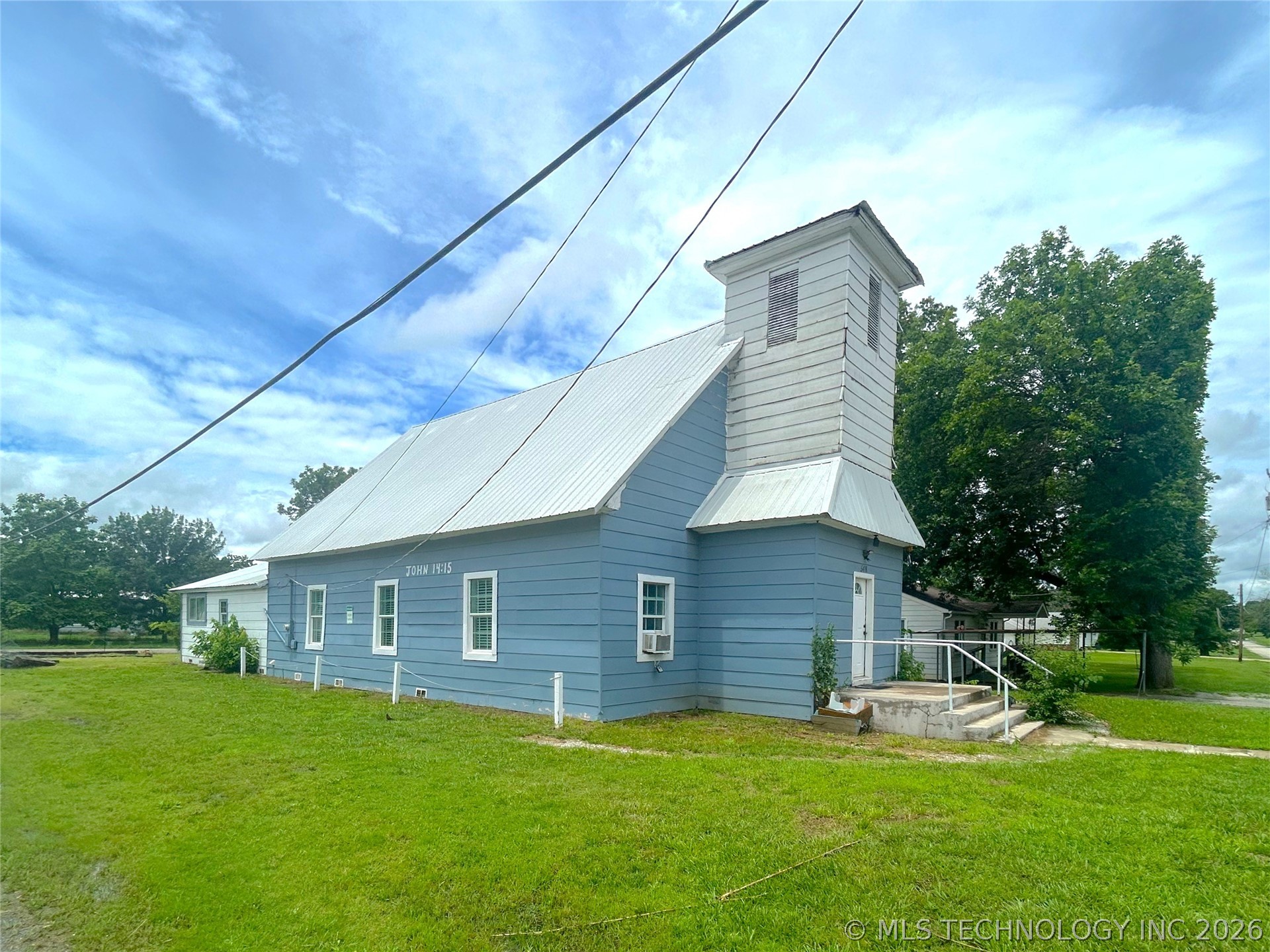 548 S Hickory Street Property Photo 1