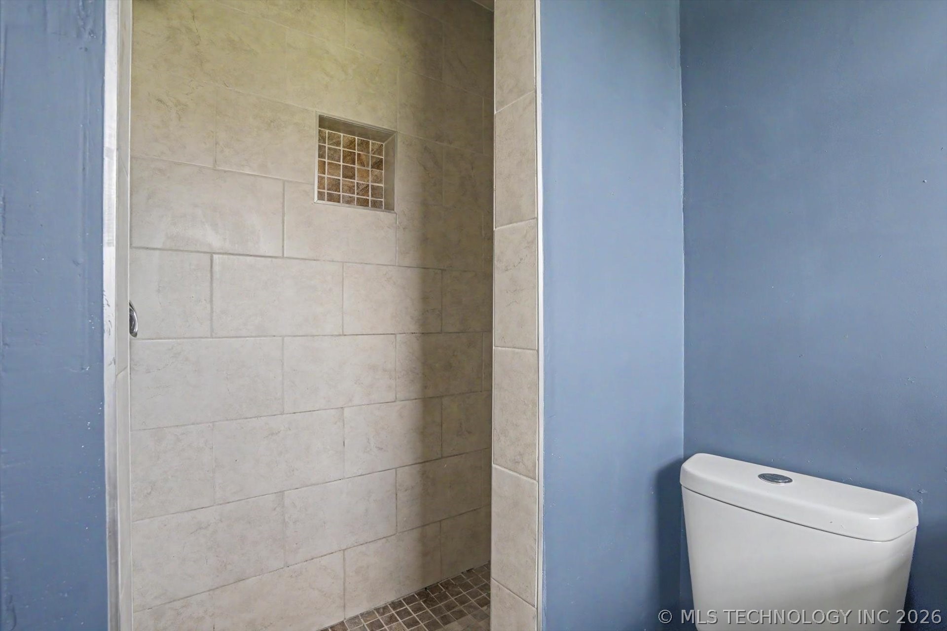 8512 E 24th Place Property Photo 17