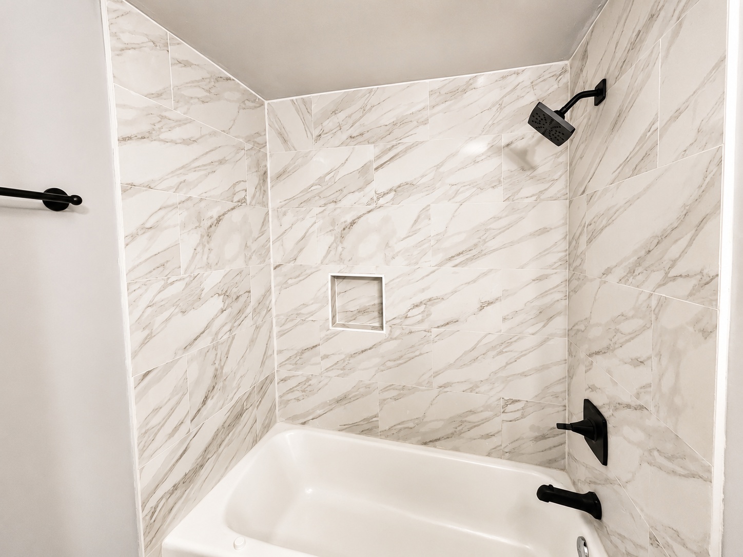 2641 W Boston Street Property Photo 25