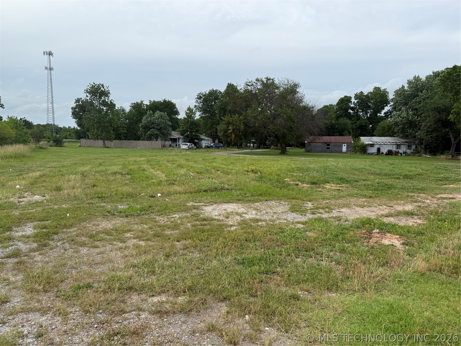 100 W Cedar Street Property Photo 20