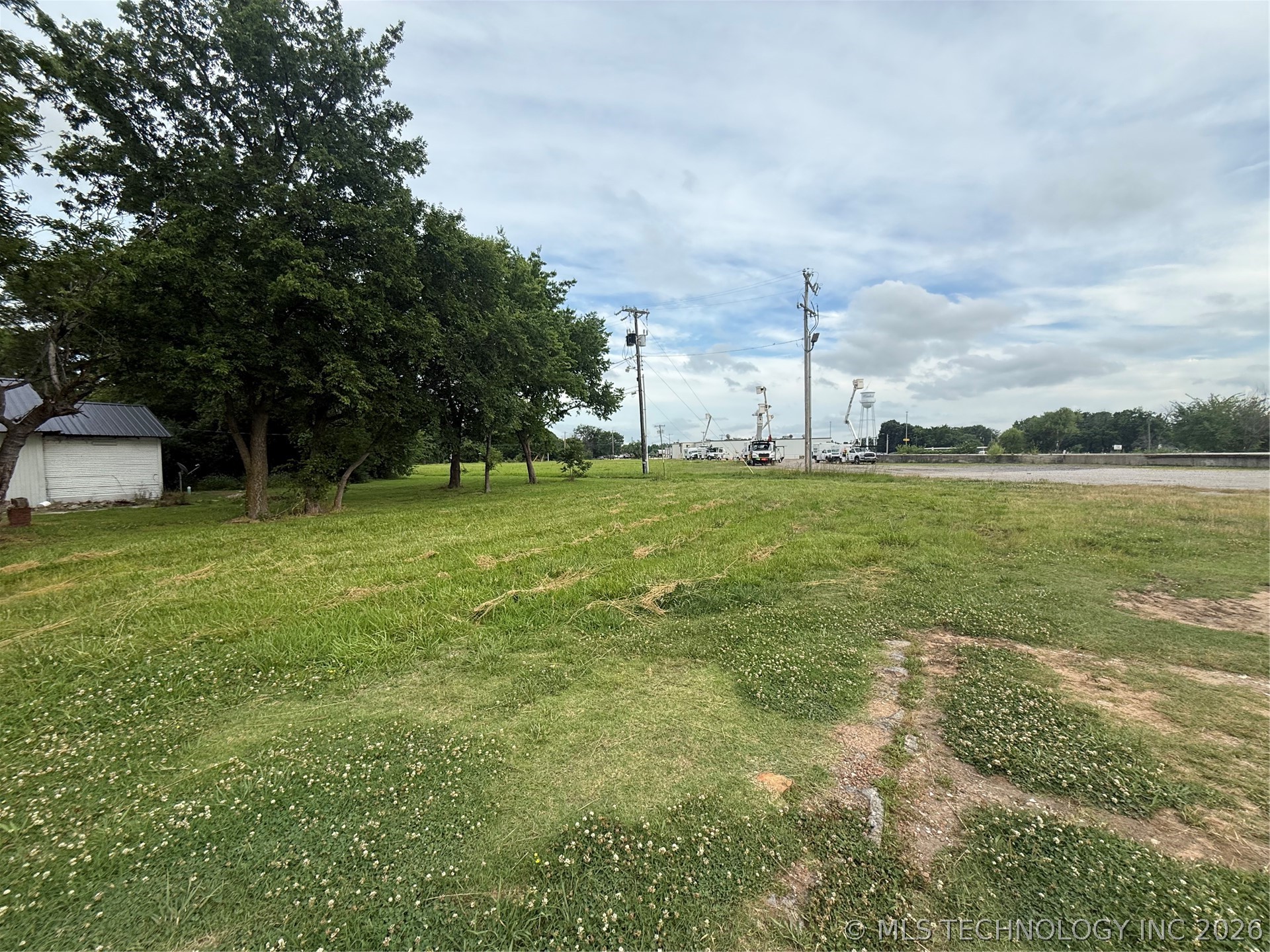 100 W Cedar Street Property Photo 33