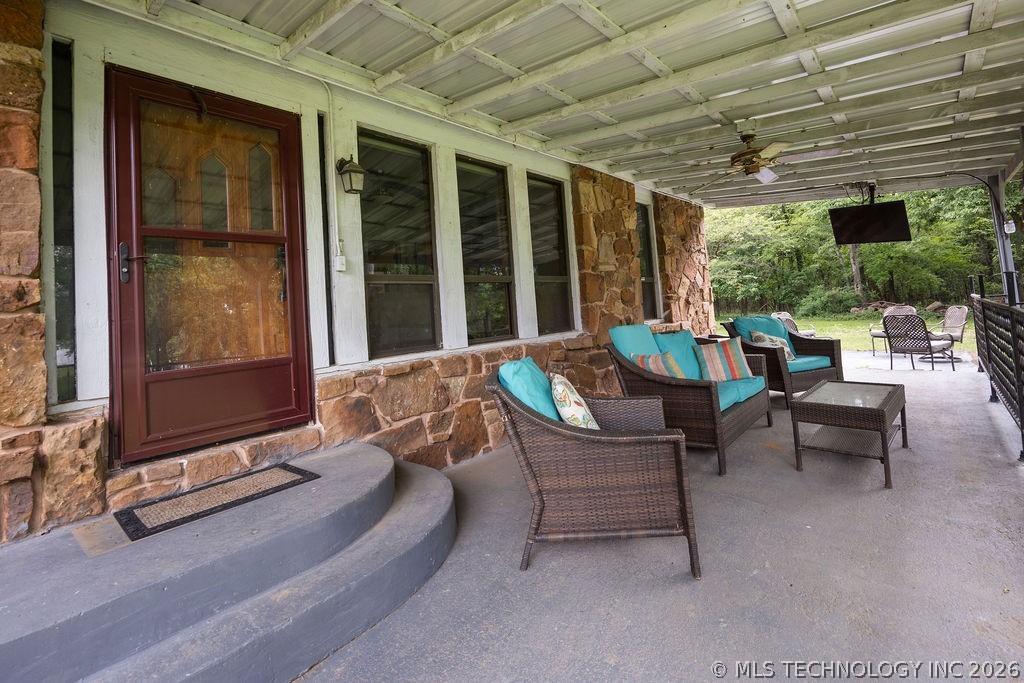71430 S 329 Road Property Photo 2